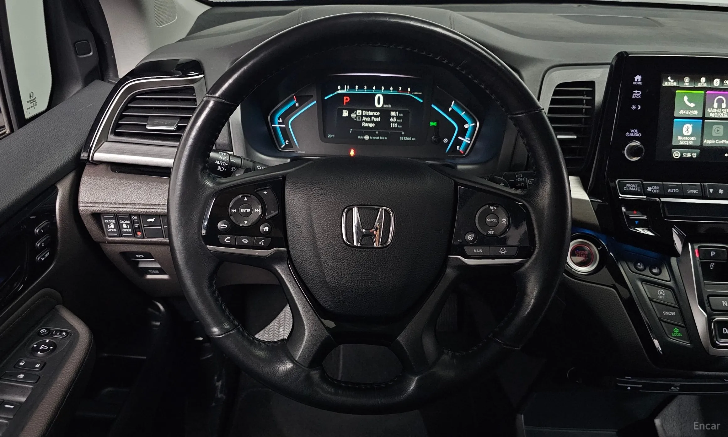 Honda Odyssey превью 13
