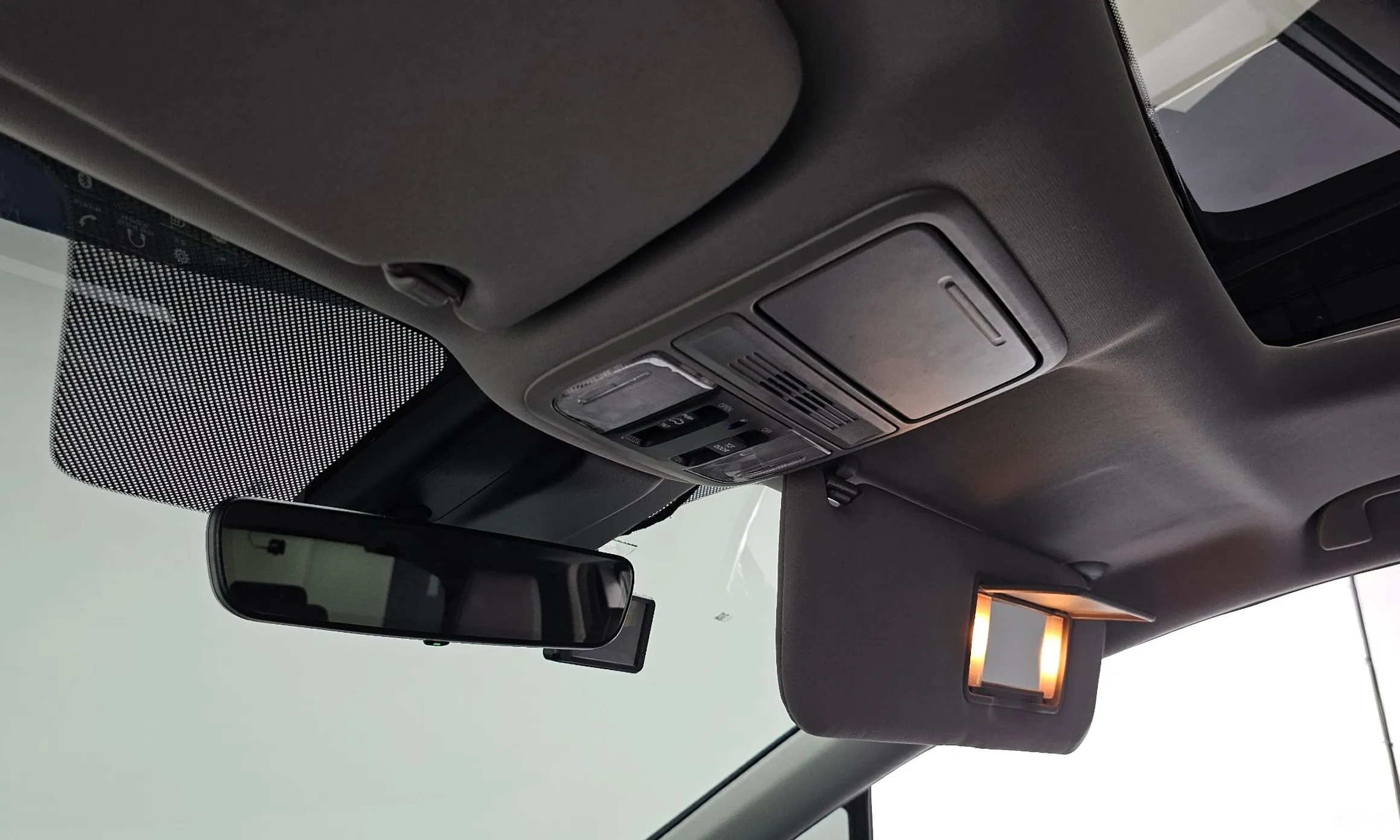 Honda Odyssey превью 16