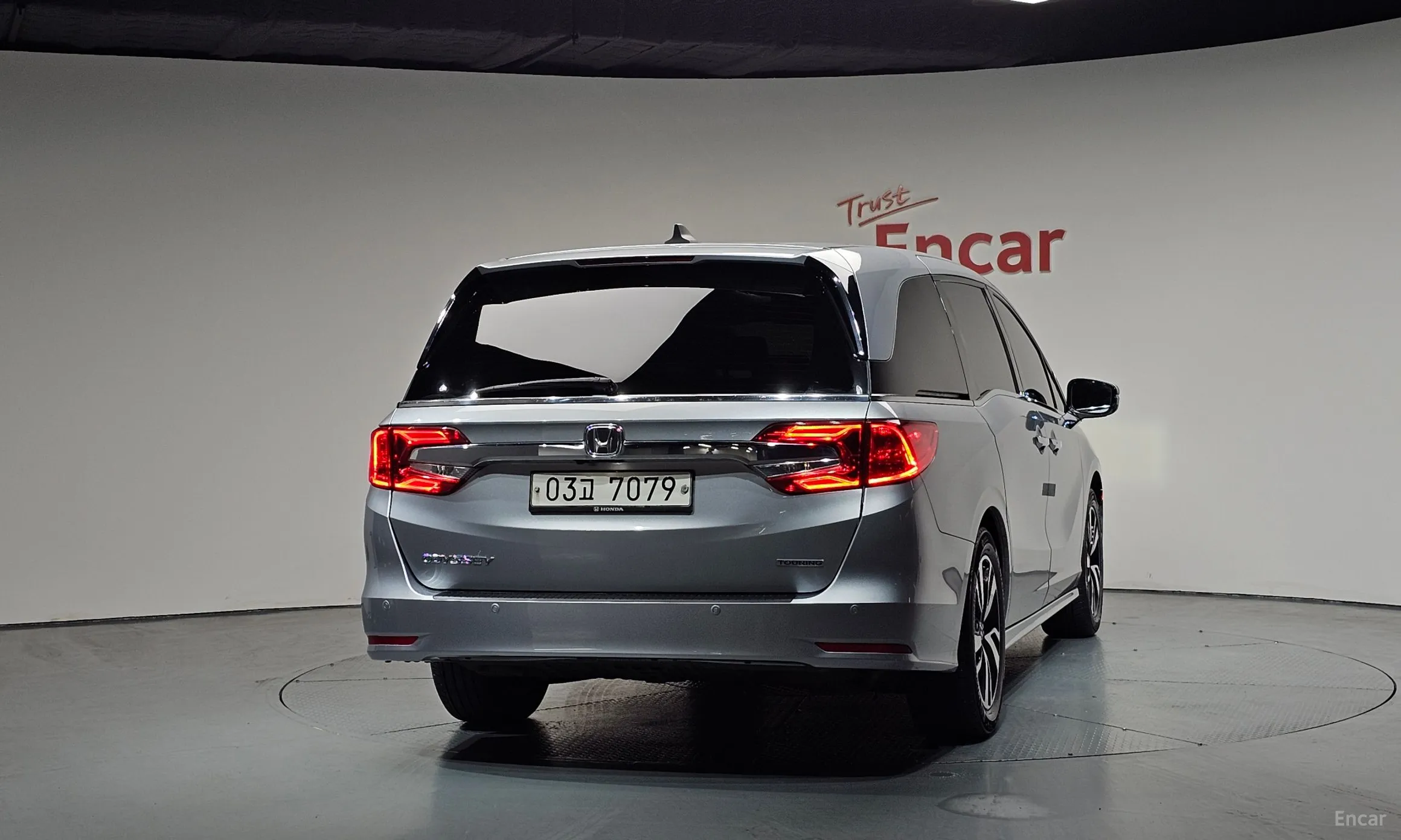 Honda Odyssey превью 4