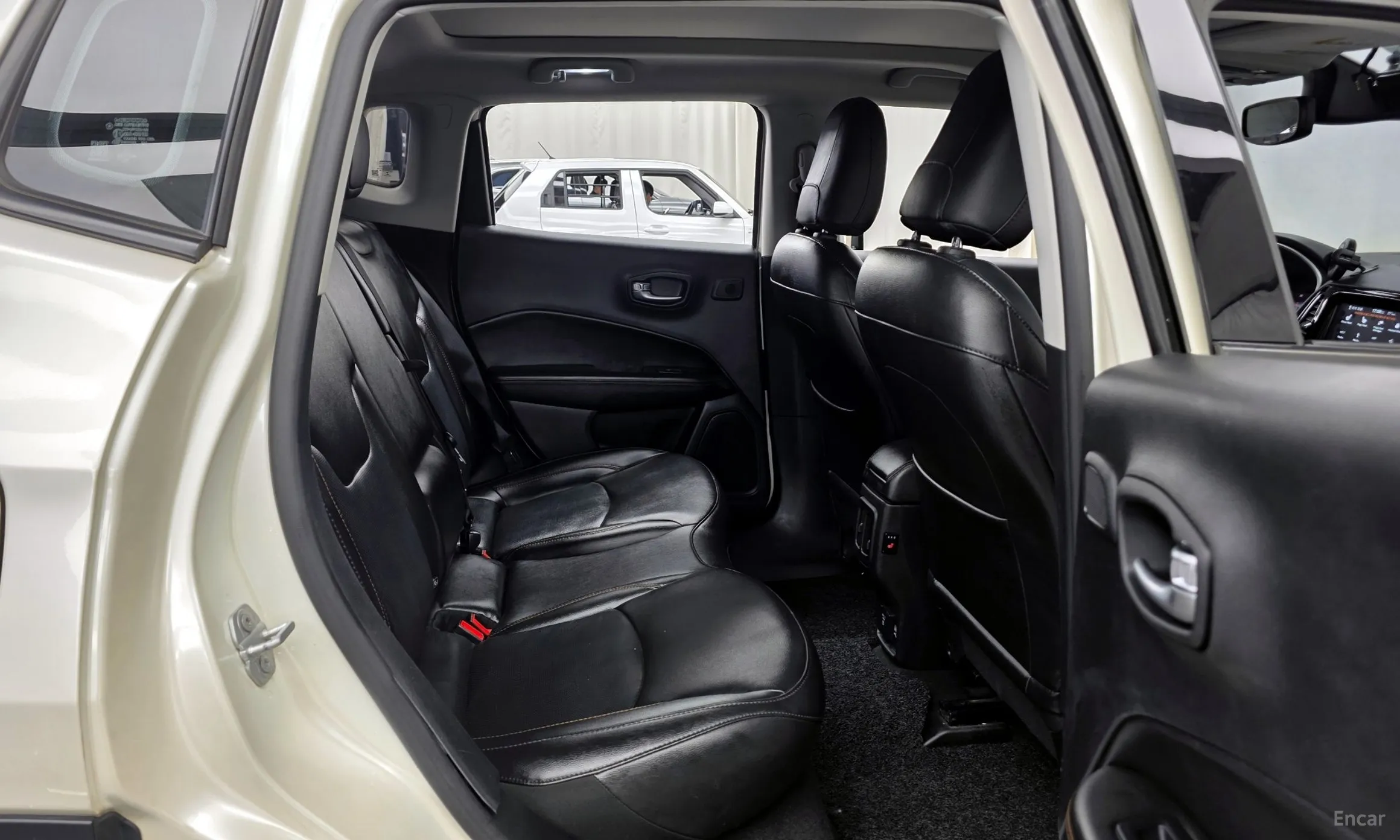 Jeep Compass 2nd Generation превью 12