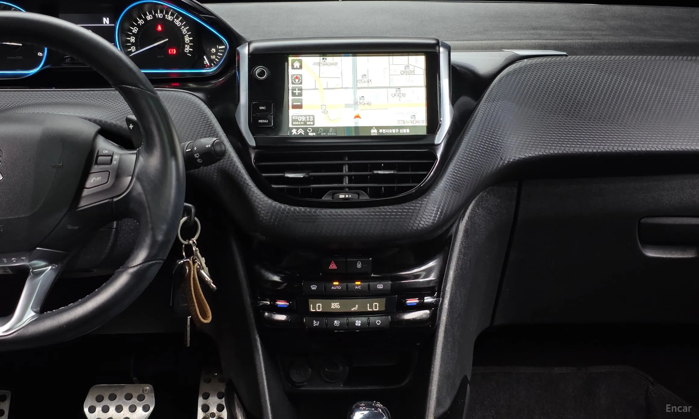 Peugeot 2008. превью 12