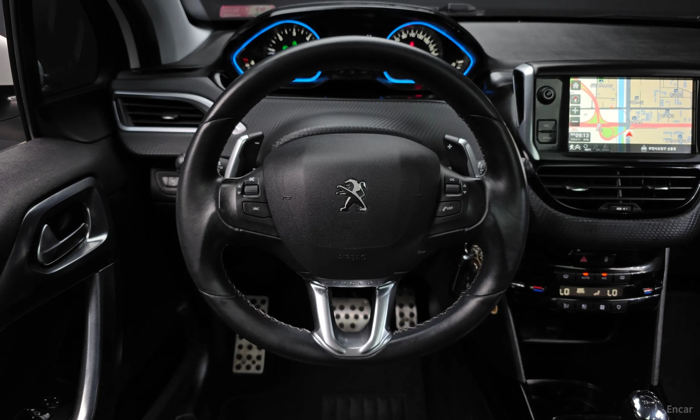 Peugeot 2008. превью 13