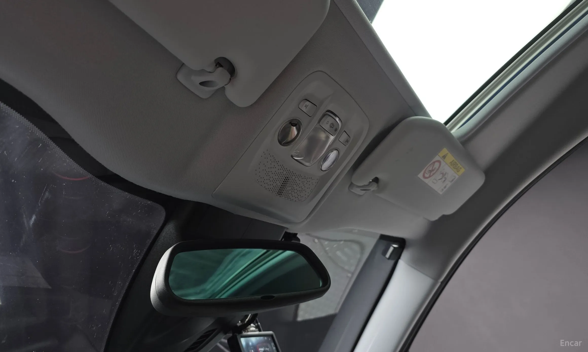 Peugeot 2008. превью 19