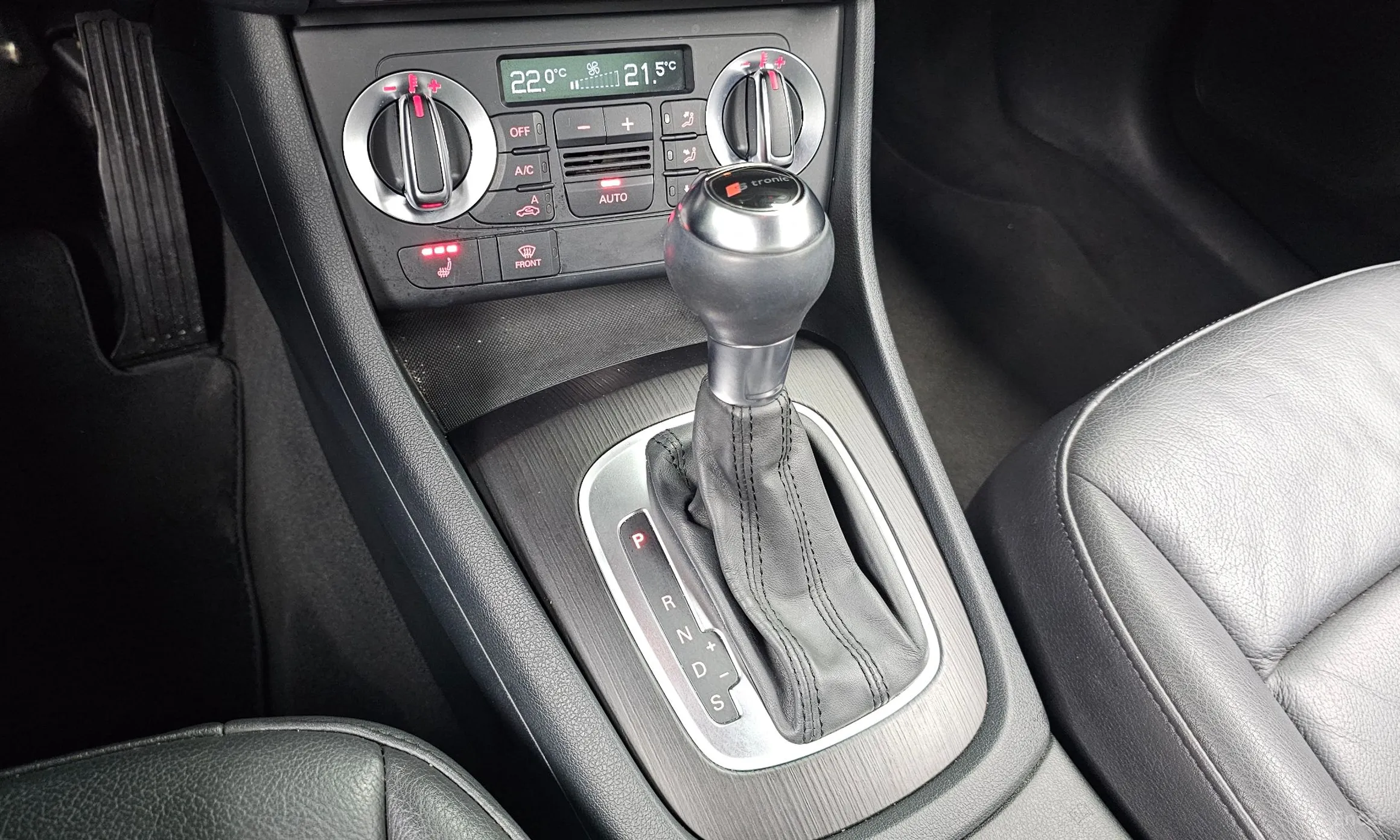Audi Q3 превью 9