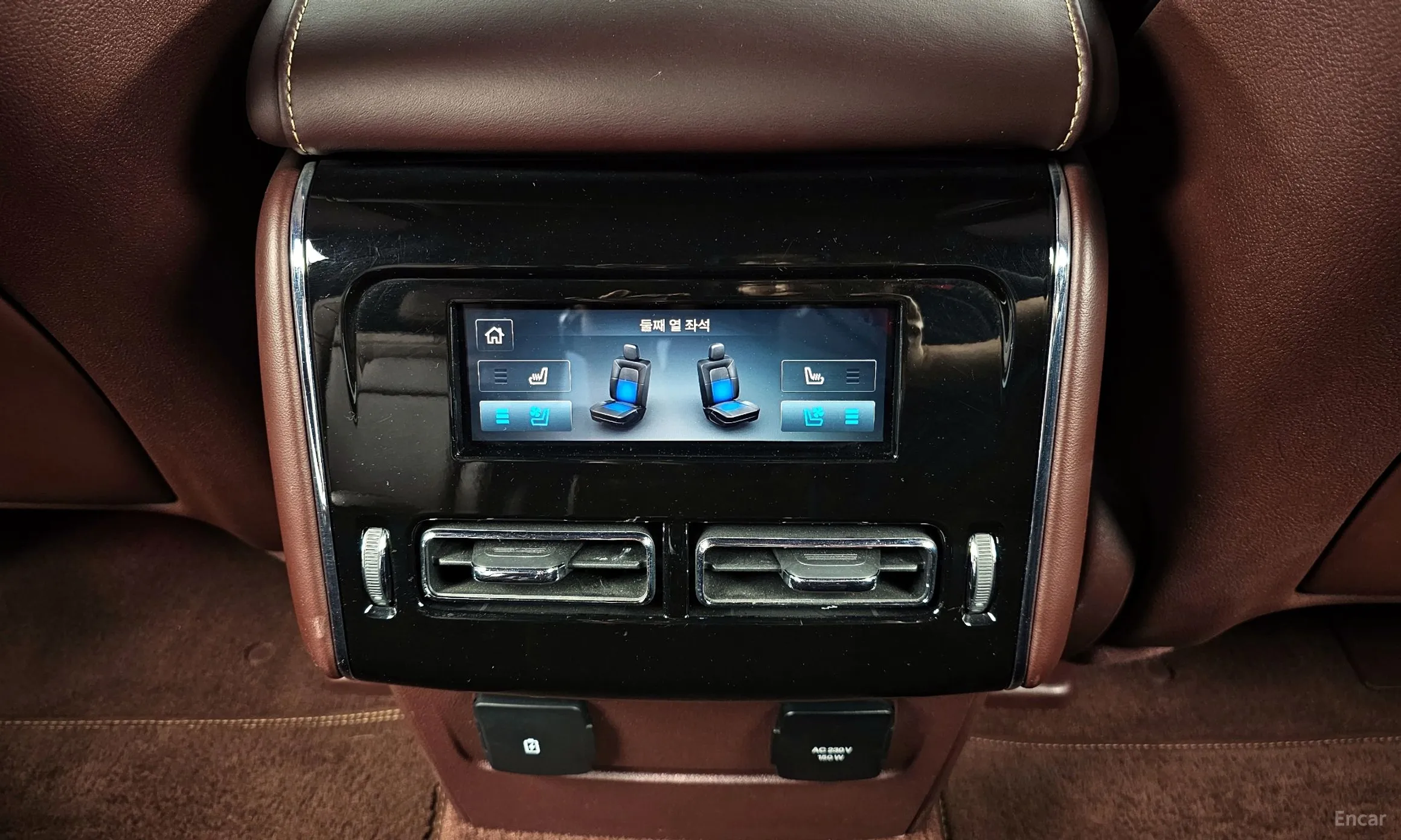 Lincoln Aviator 2nd Generation превью 18