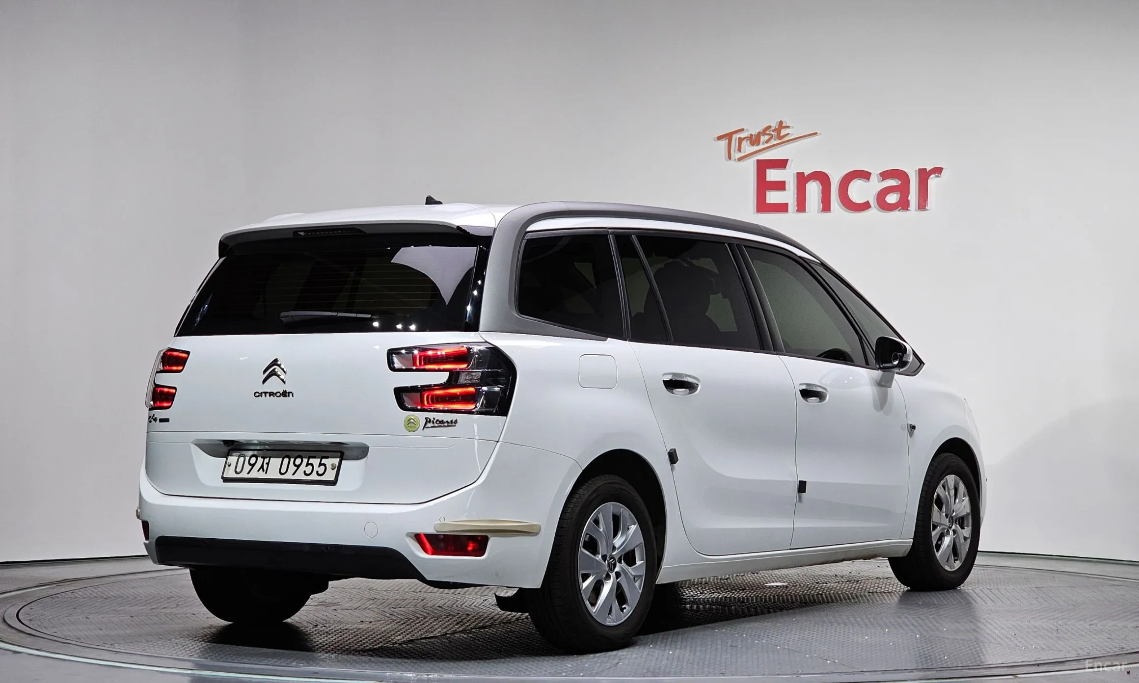 Citroën/DS Grand C4 Picasso превью 2