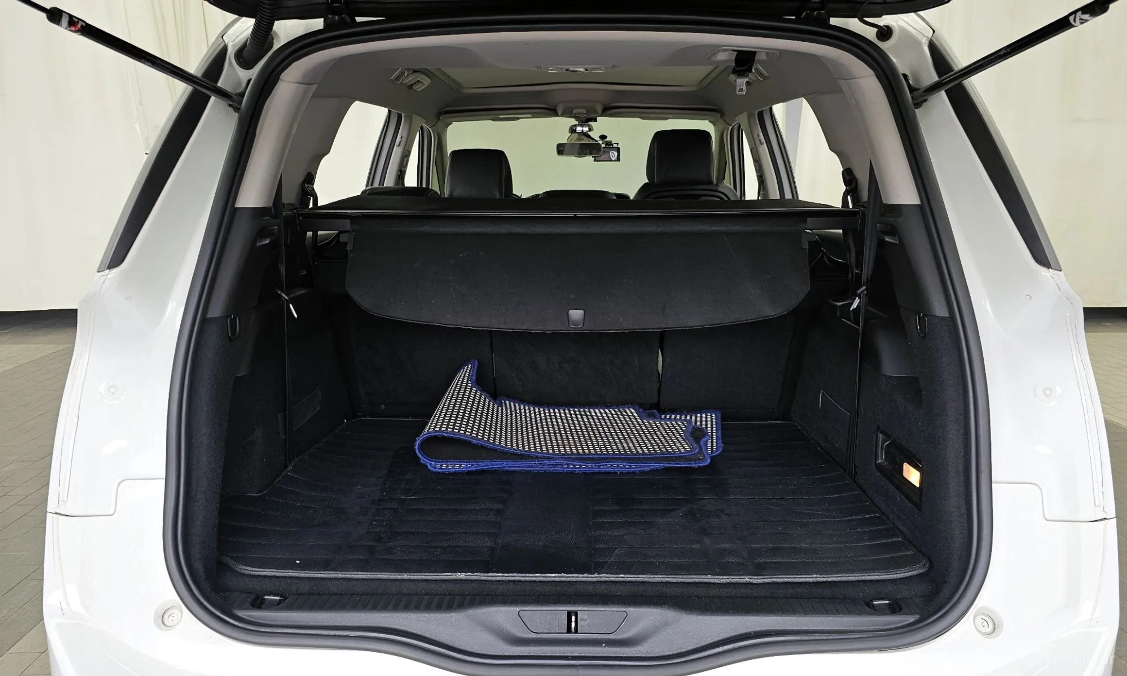 Citroën/DS Grand C4 Picasso превью 20