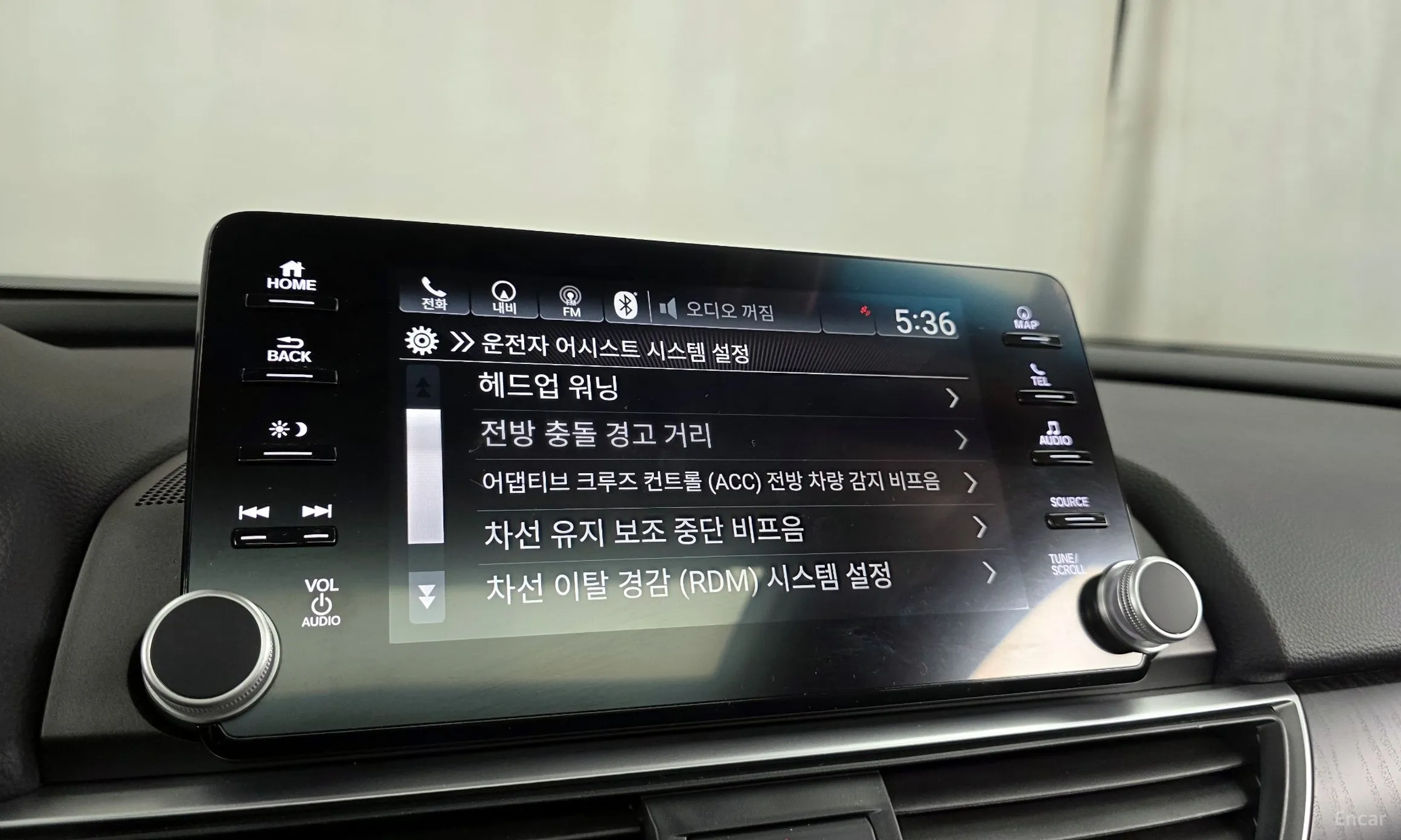 Honda Accord 10th Generation превью 16