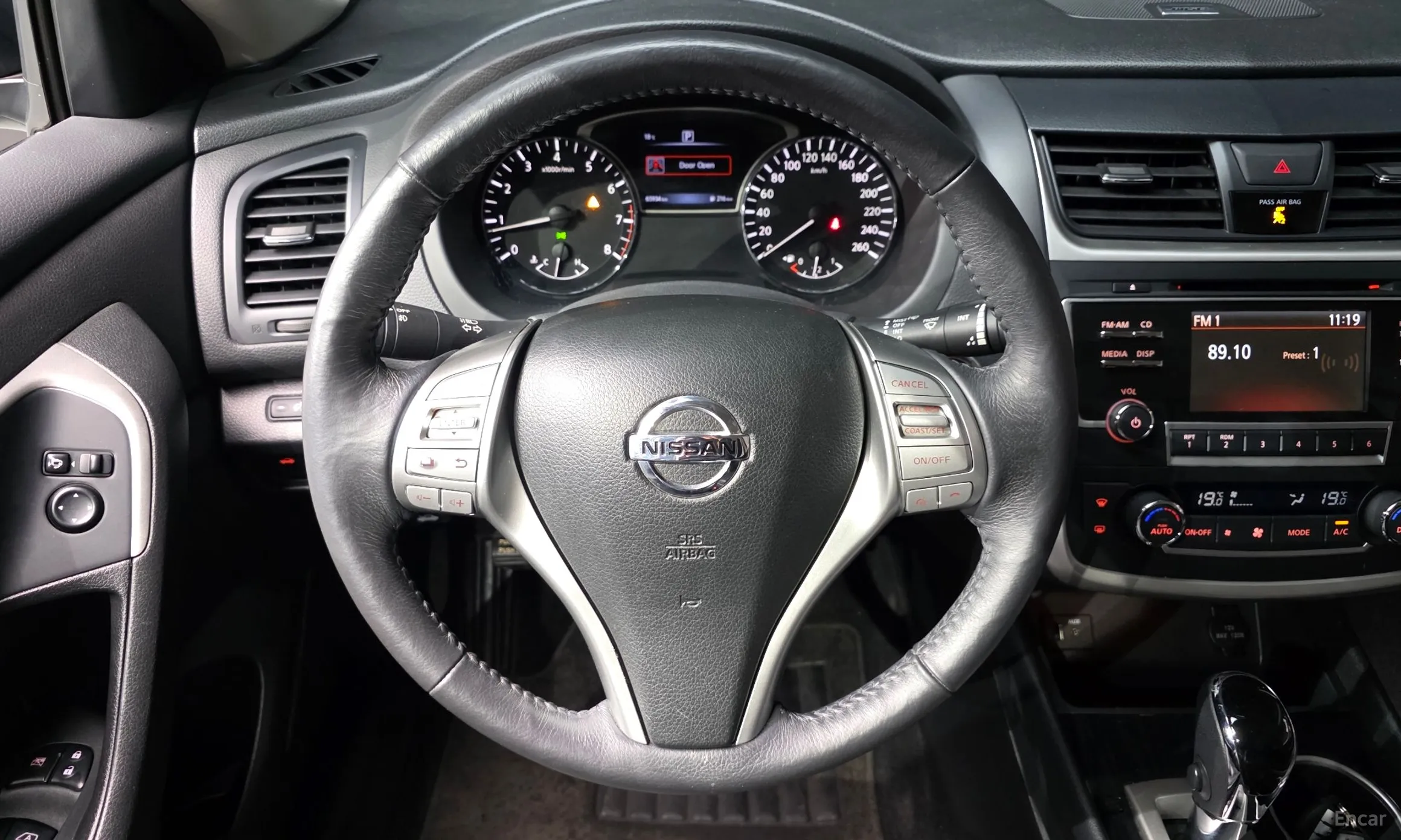 Nissan Altima превью 13