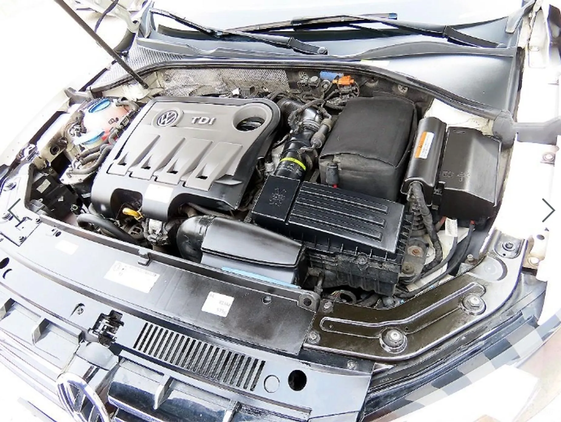 Volkswagen The New Passat превью 19