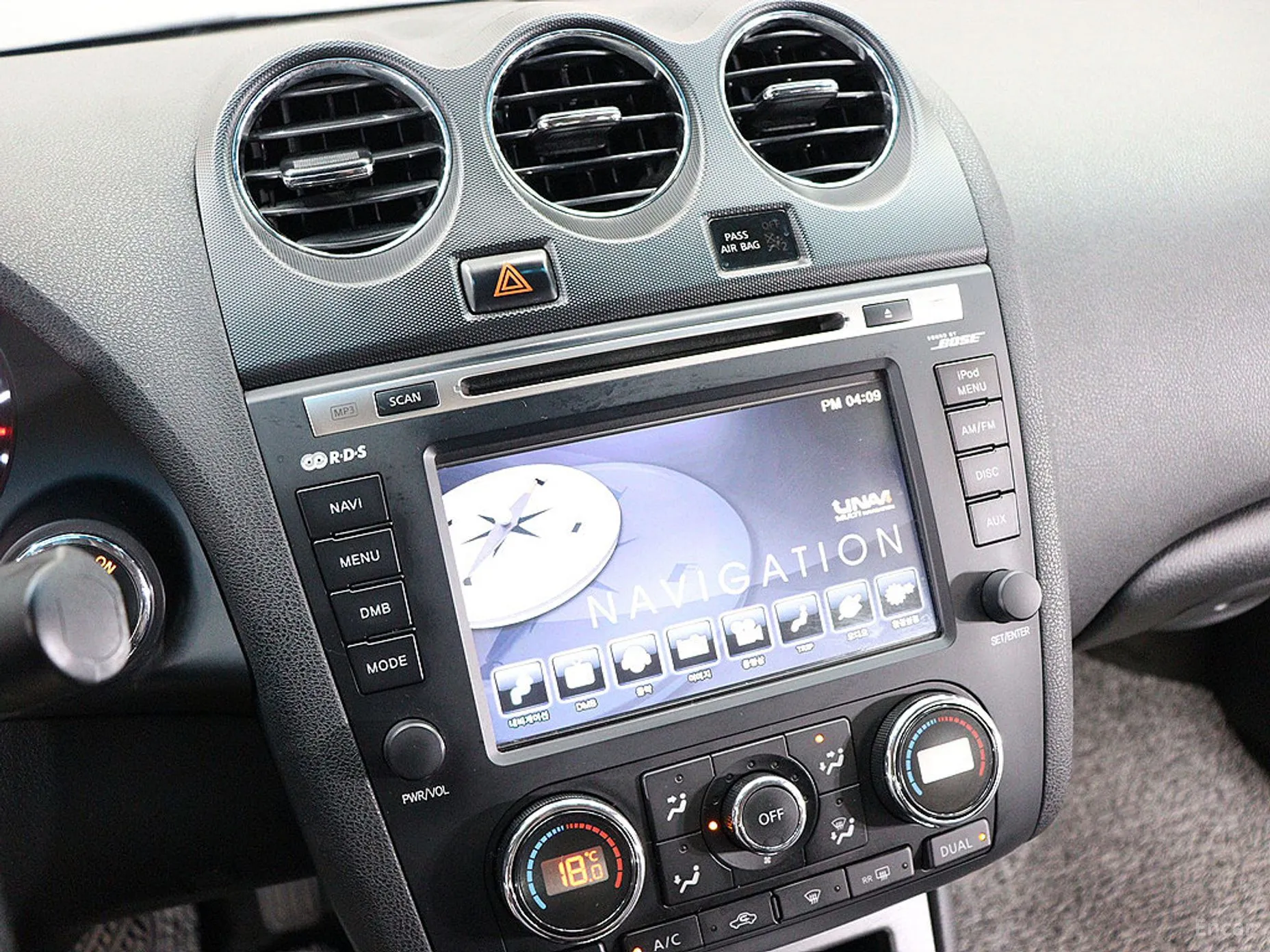 Nissan Altima превью 10