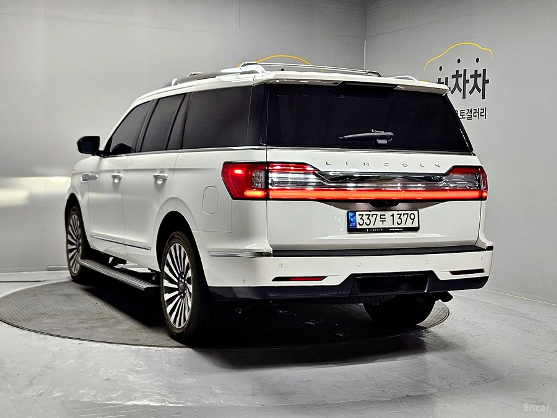 Lincoln Navigator 4th generation превью 5
