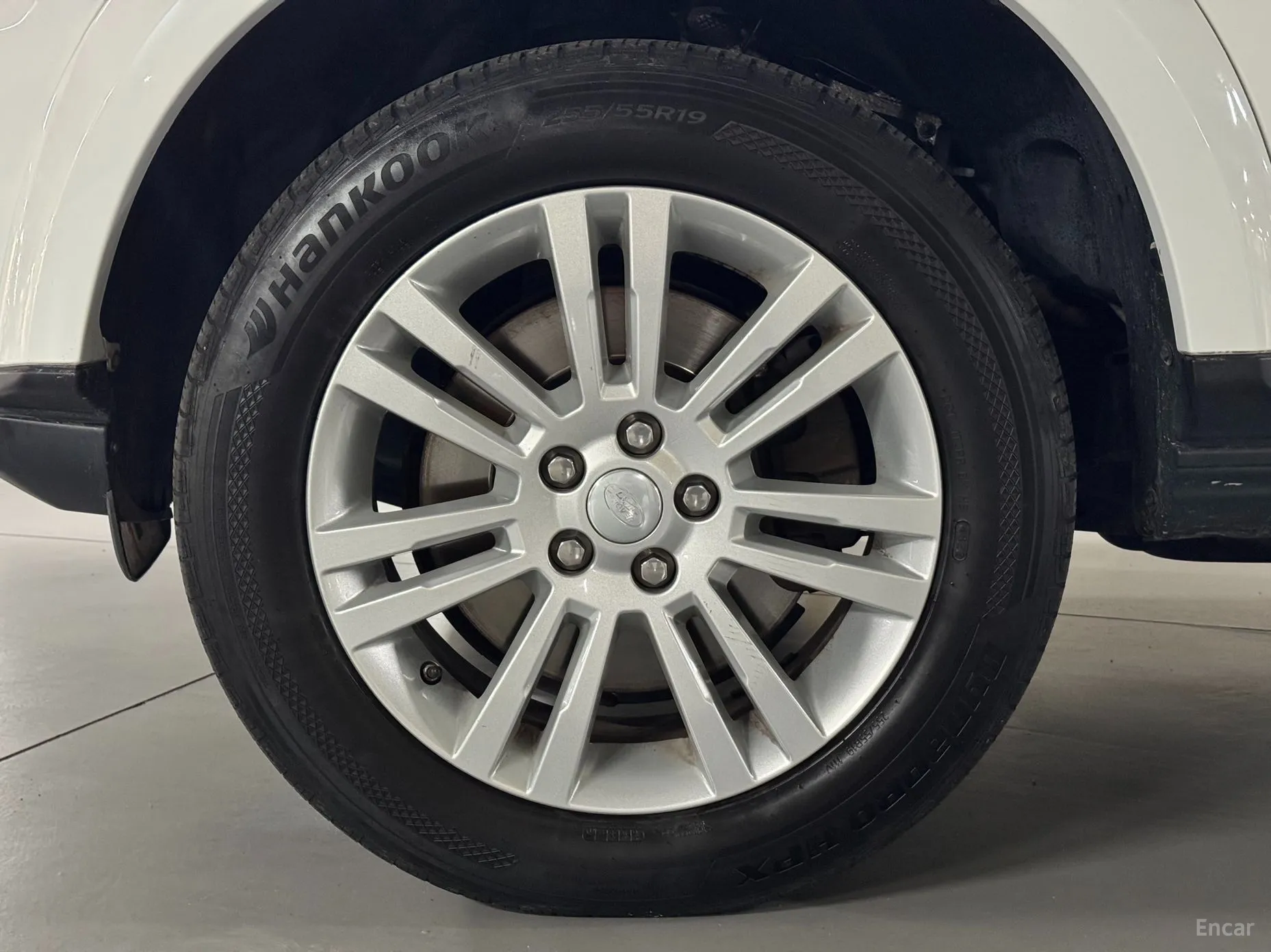 Land Rover Discovery 4 превью 6