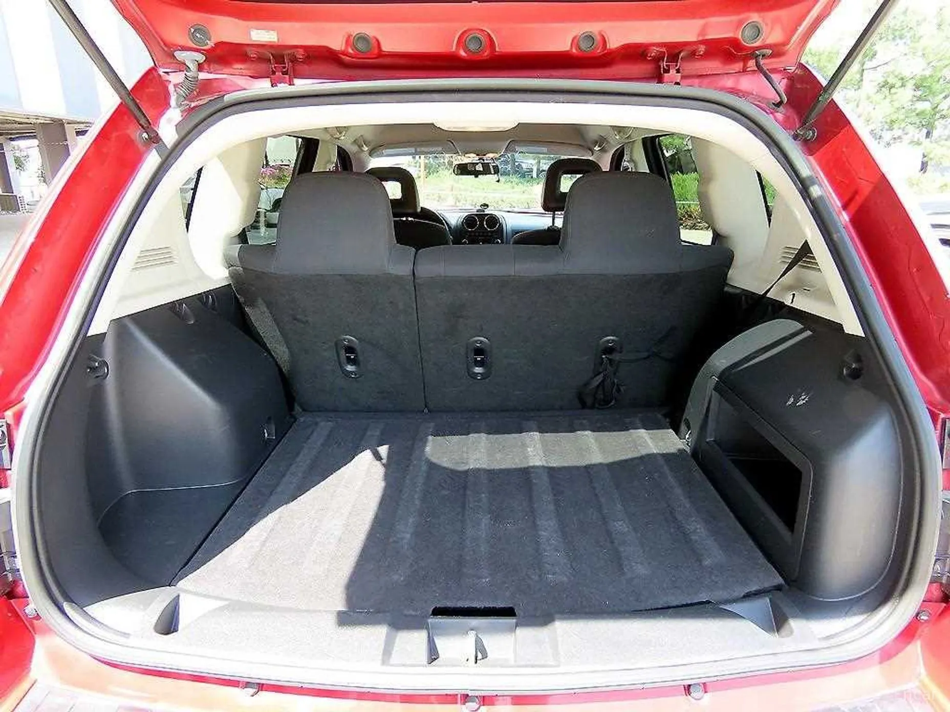 Jeep Compass превью 16
