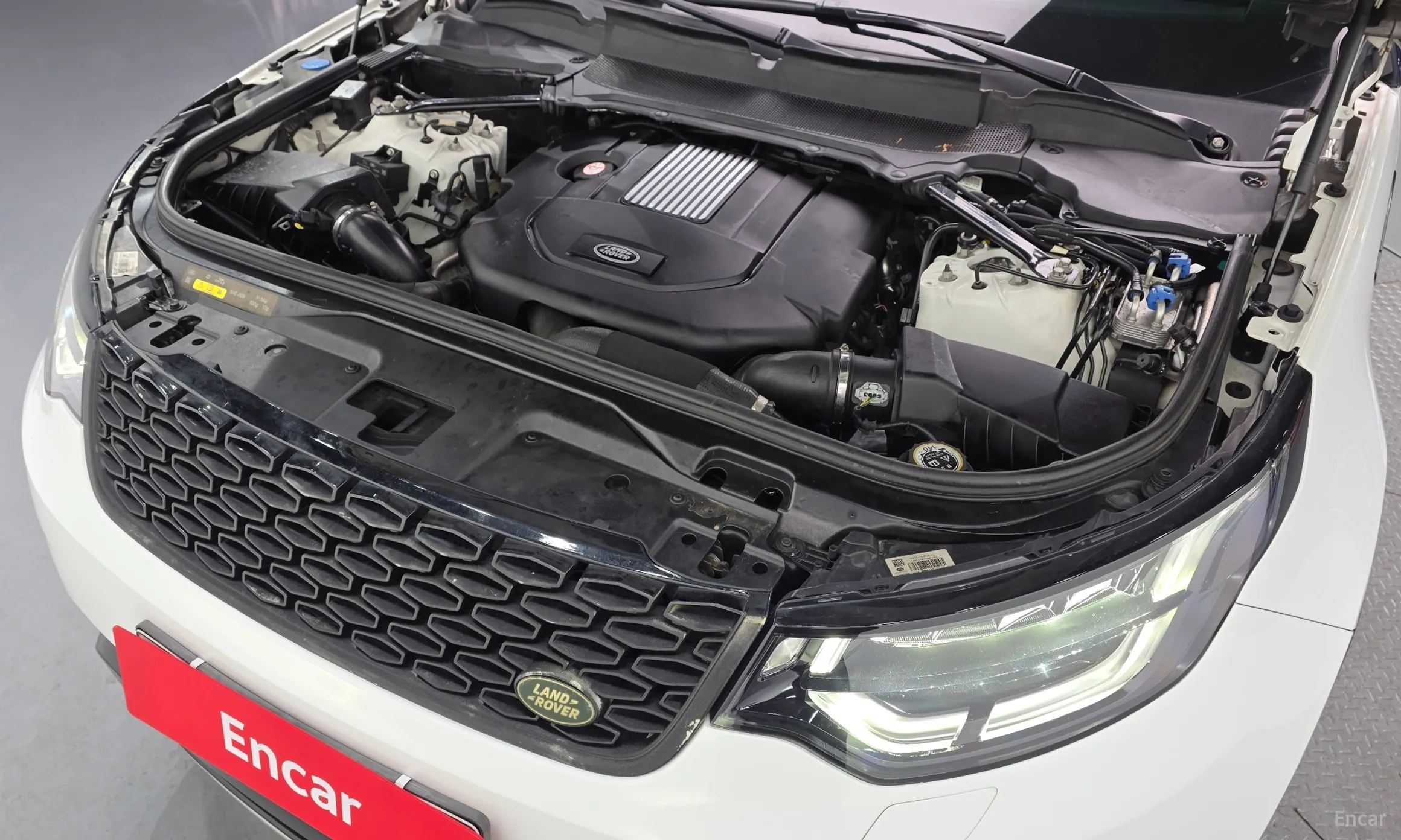 Land Rover Discovery 5 превью 6