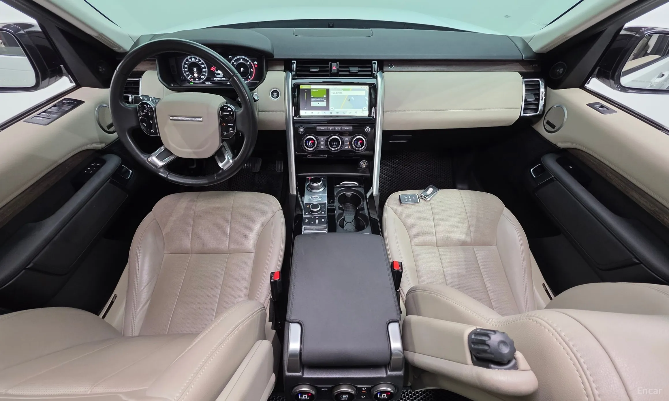 Land Rover Discovery 5 превью 7
