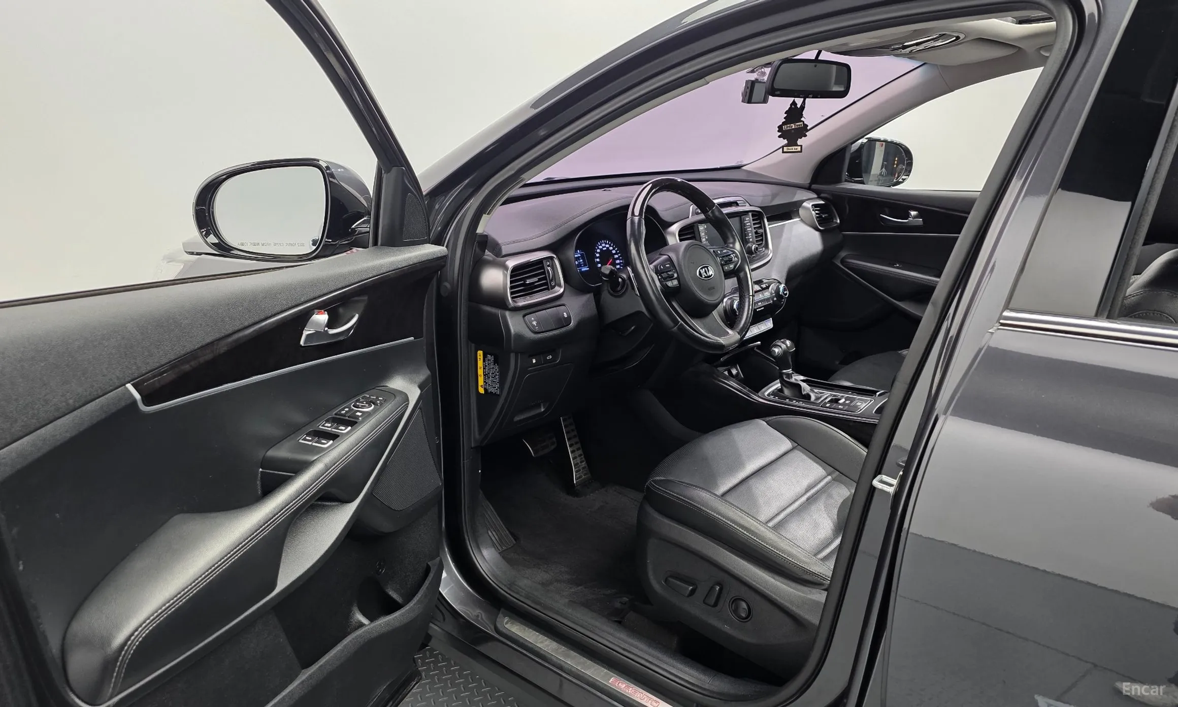 Kia Sorento превью 10
