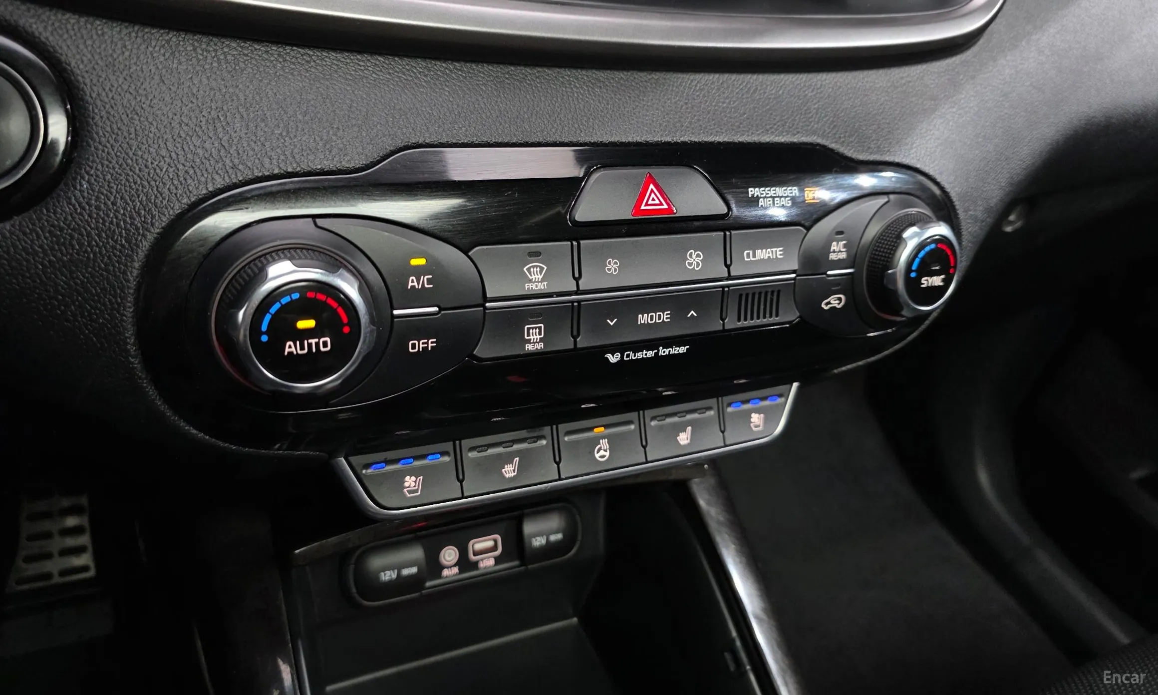 Kia Sorento превью 16