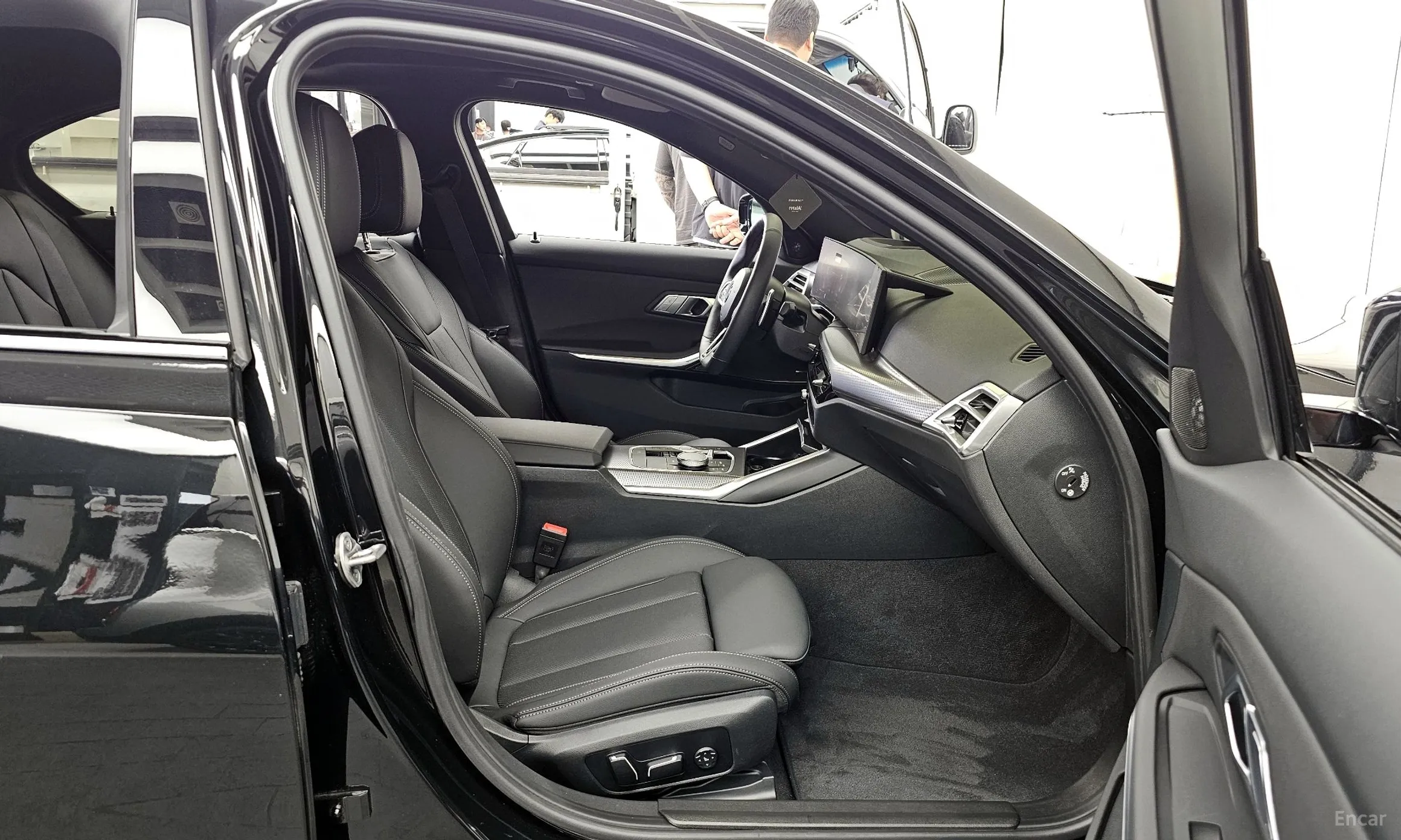 BMW 3 Series (G20) превью 11