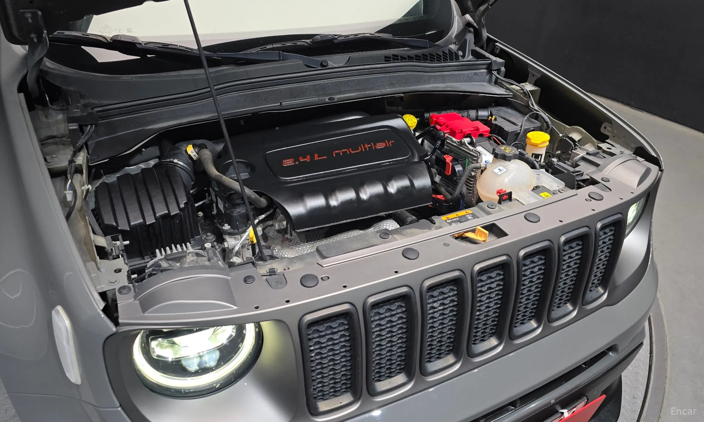 Jeep Renegade превью 6