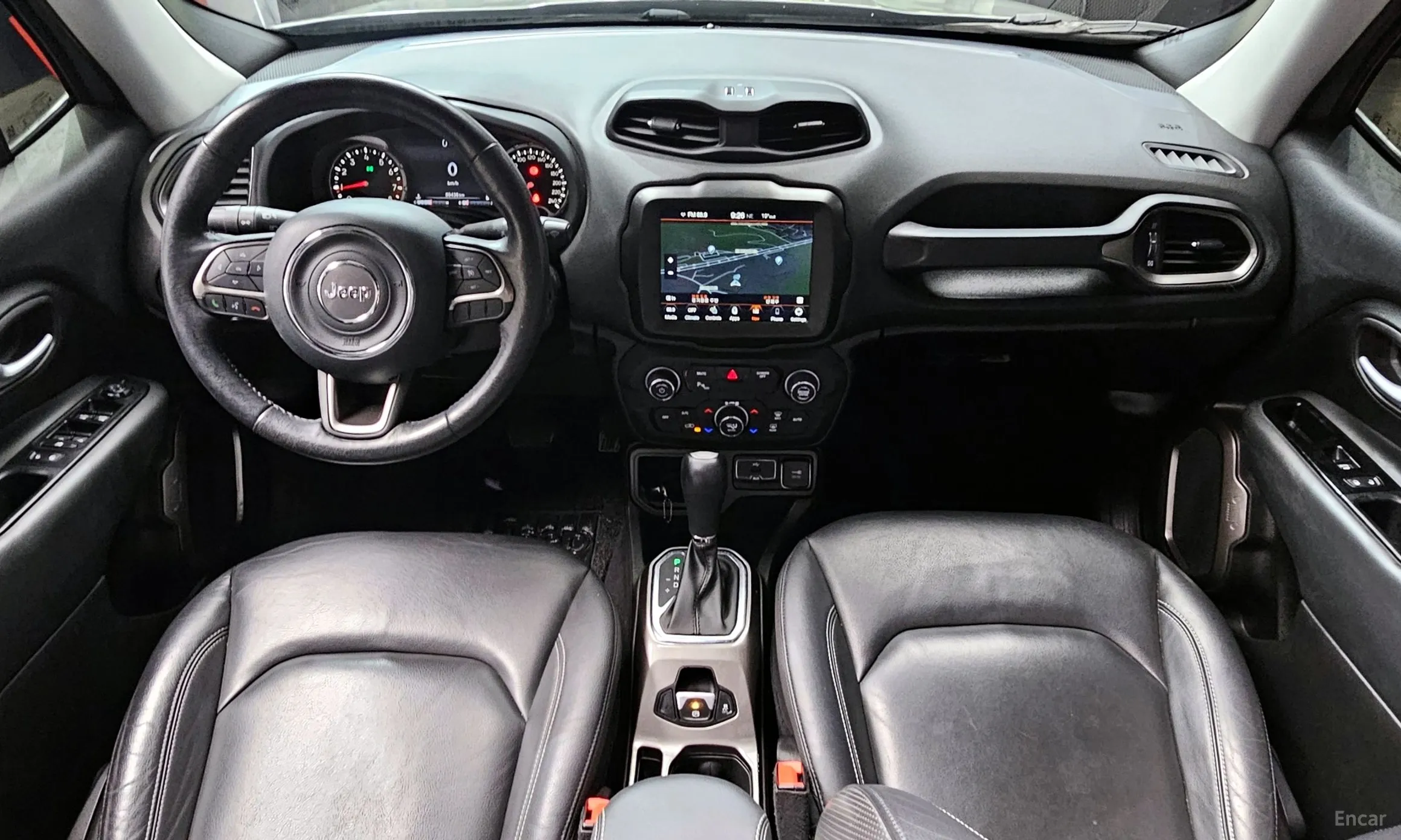 Jeep Renegade превью 7