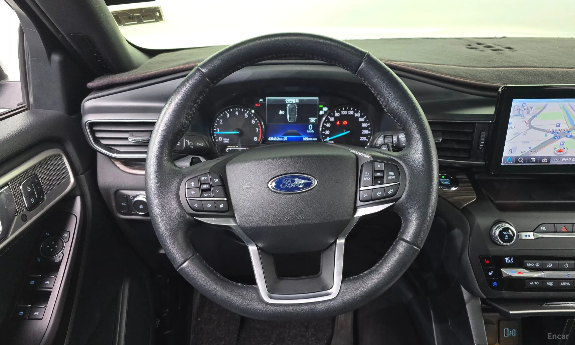 Ford Explorer 6th Generation превью 13