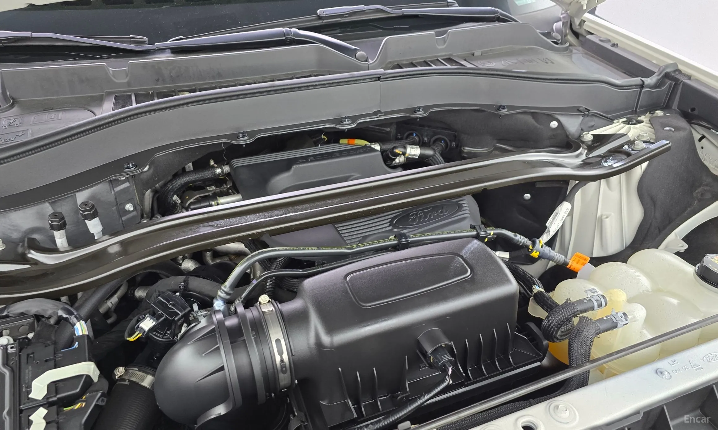 Ford Explorer 6th Generation превью 6