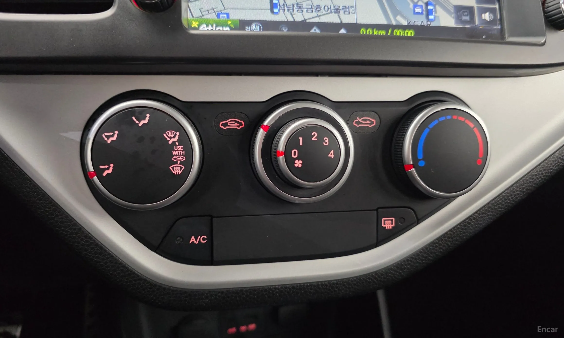 Kia morning превью 17
