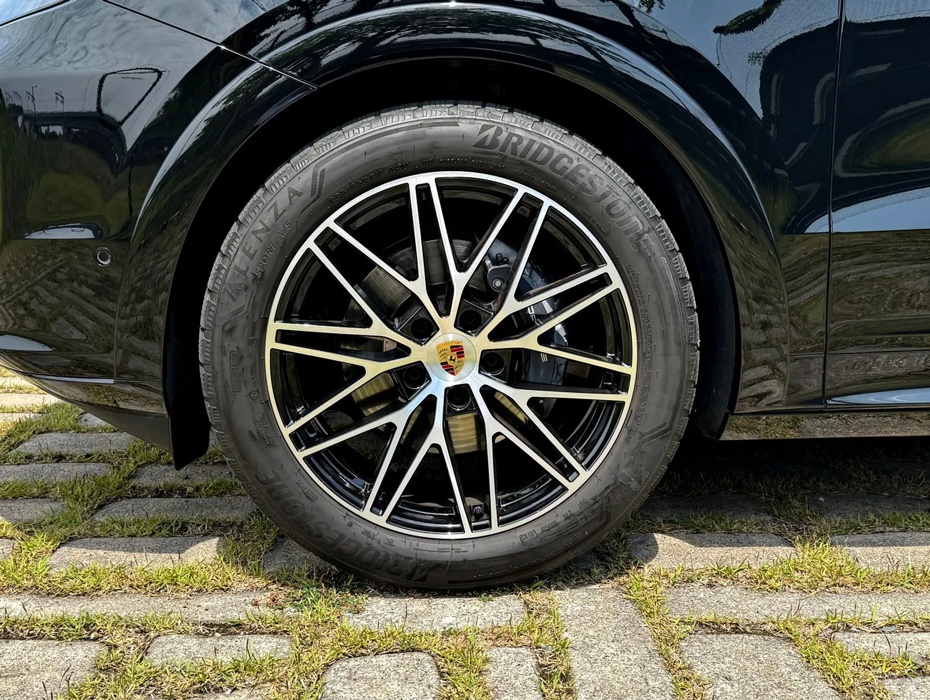 Porsche Cayenne (PO536) превью 11