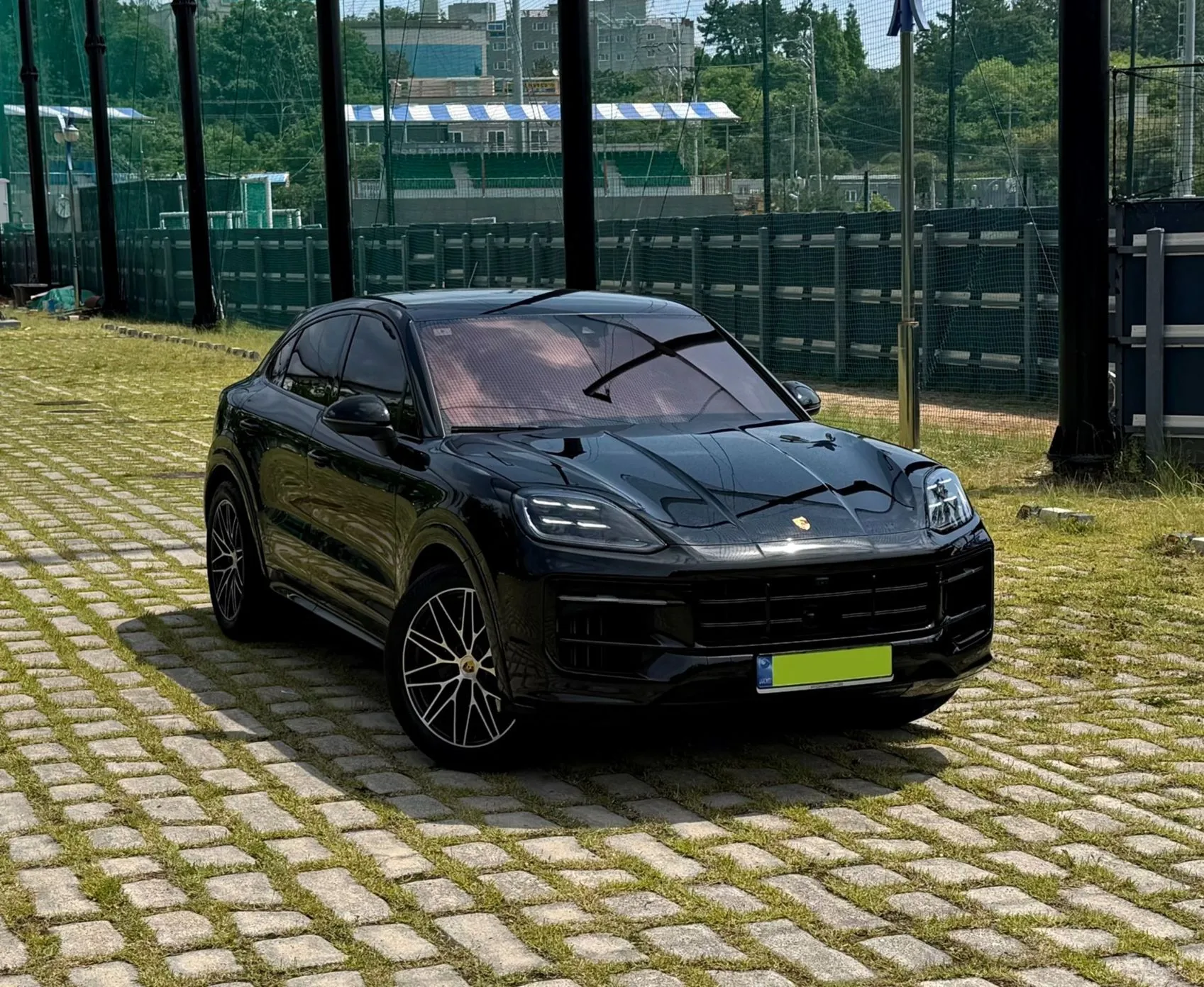 Porsche Cayenne (PO536) превью 5