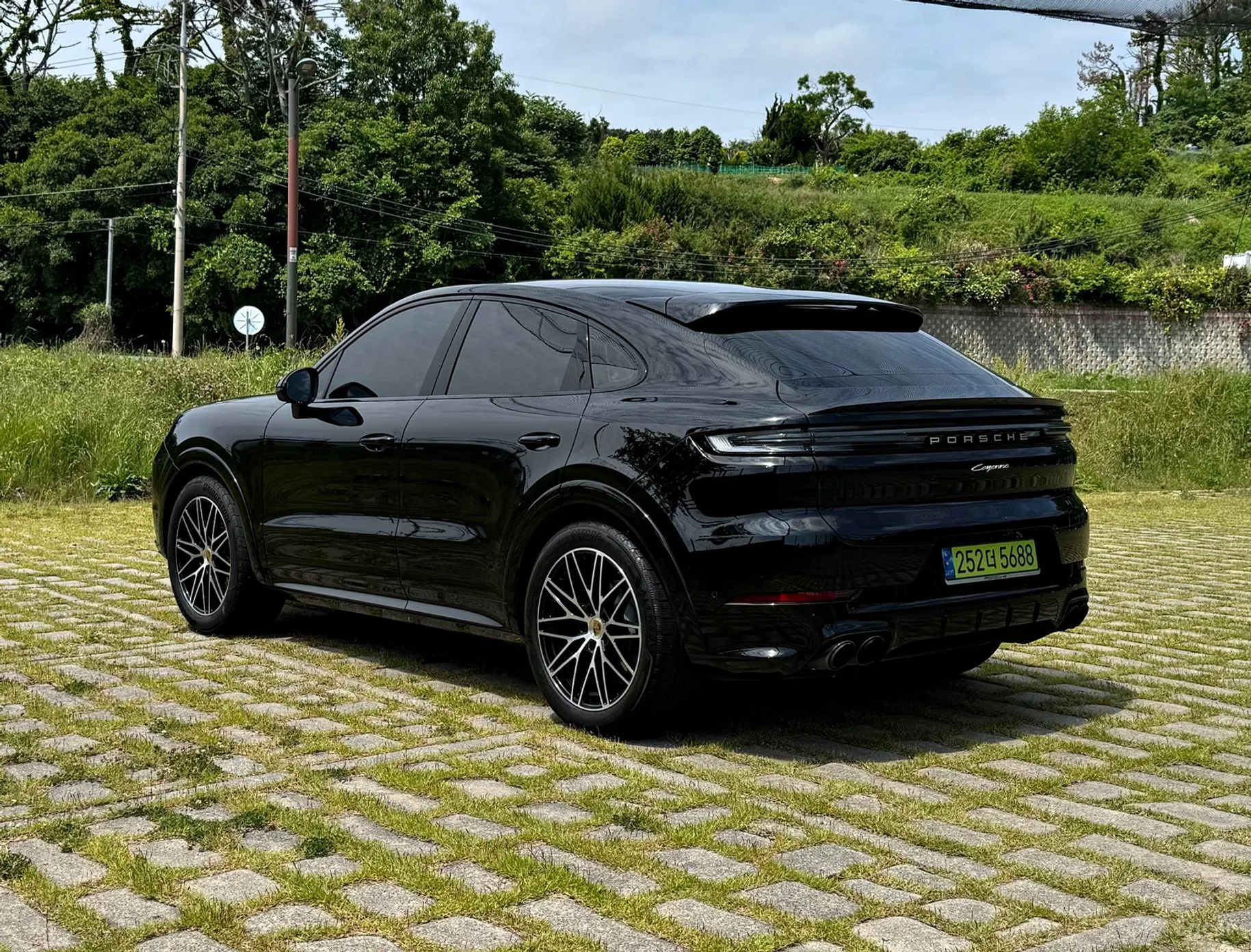 Porsche Cayenne (PO536) превью 8