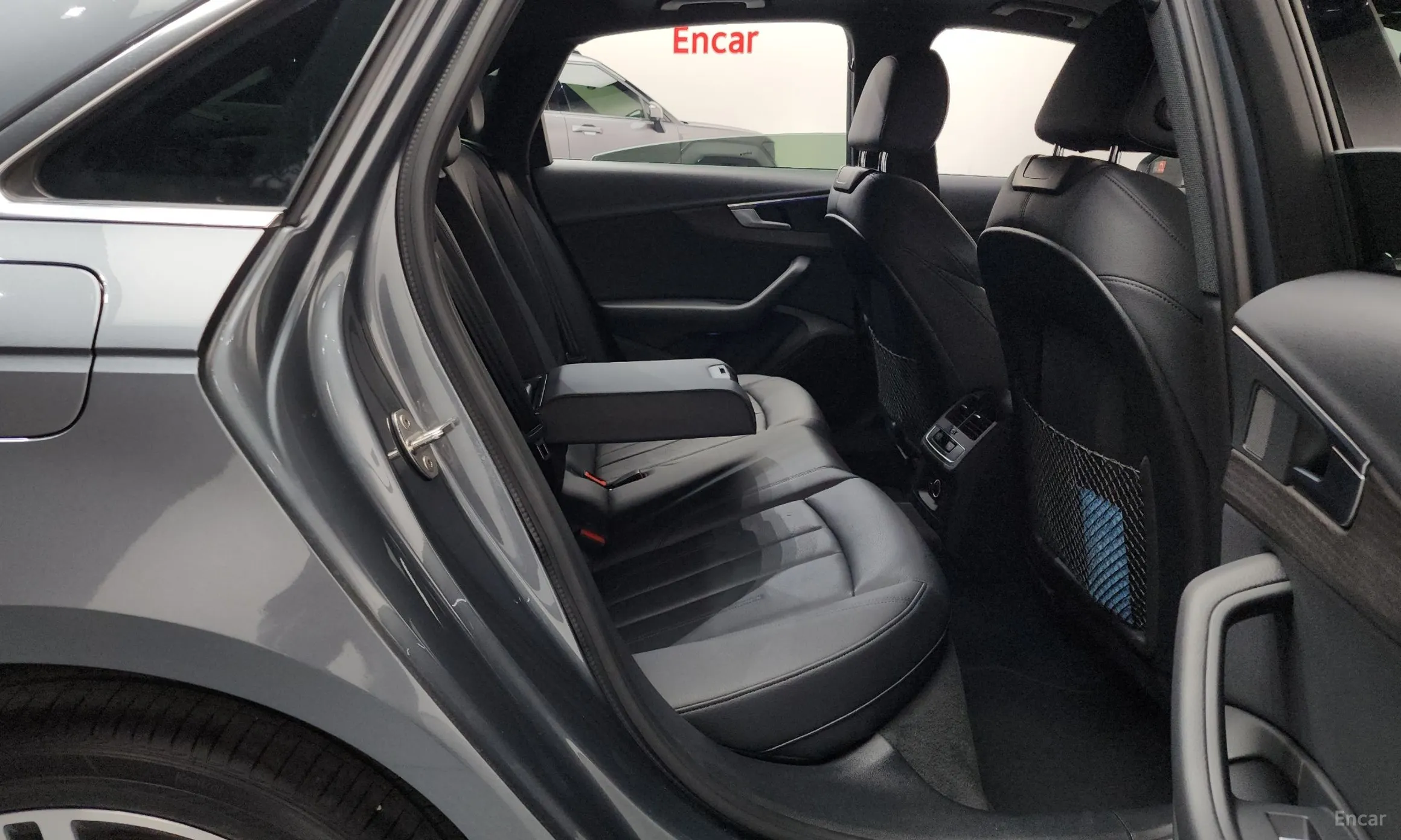 Audi A4 (B9) превью 11