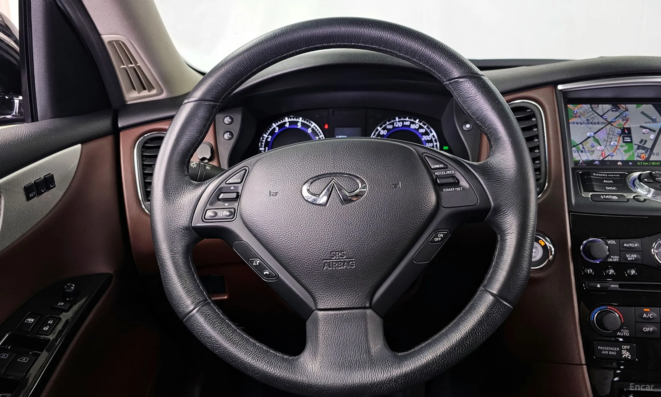 Infiniti QX50 превью 13