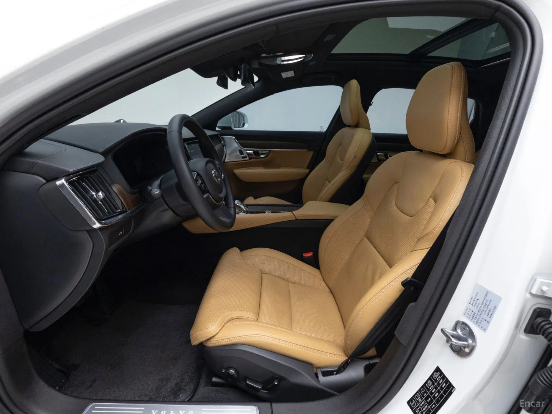 Volvo S90 превью 10