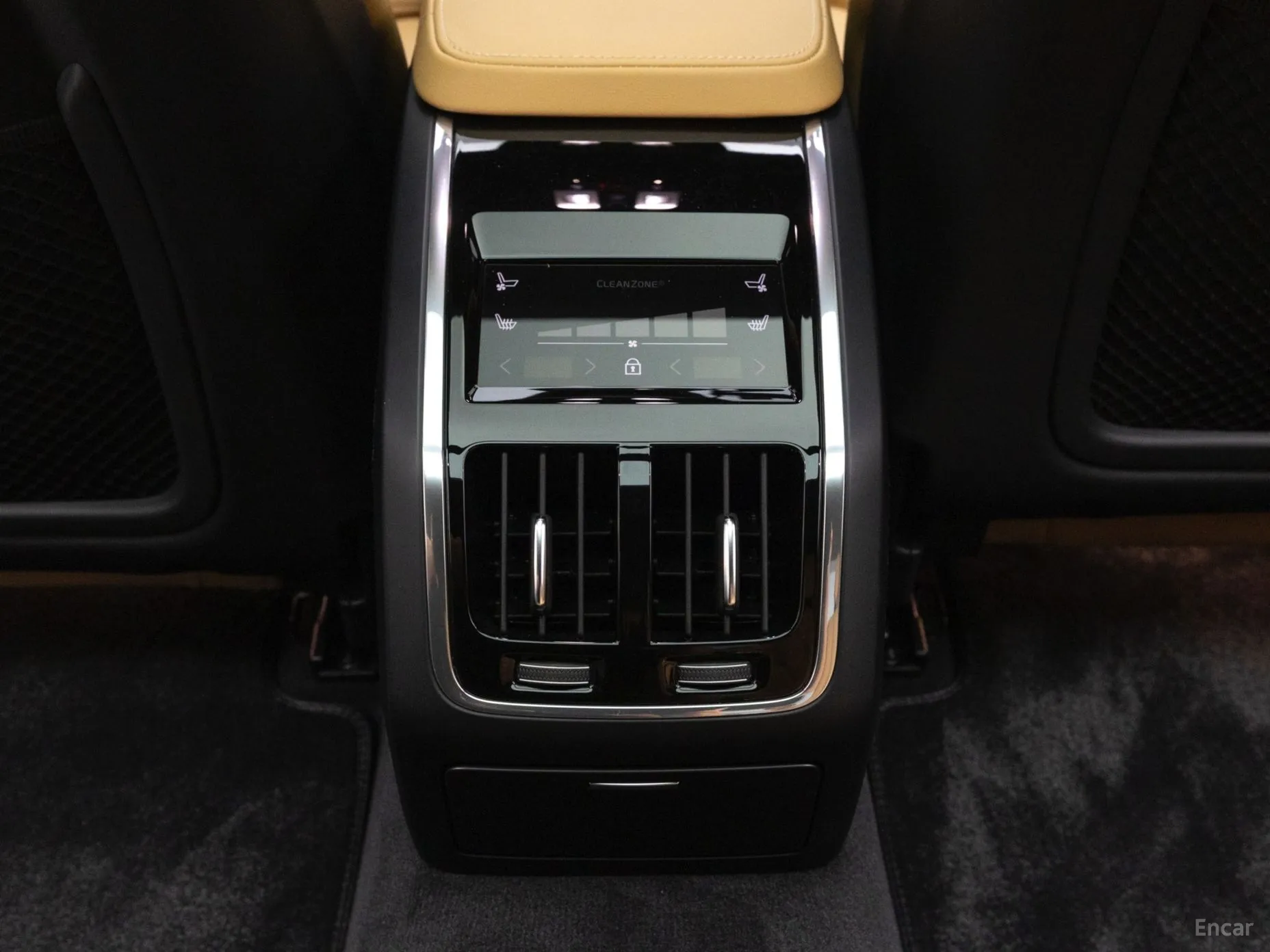 Volvo S90 превью 12