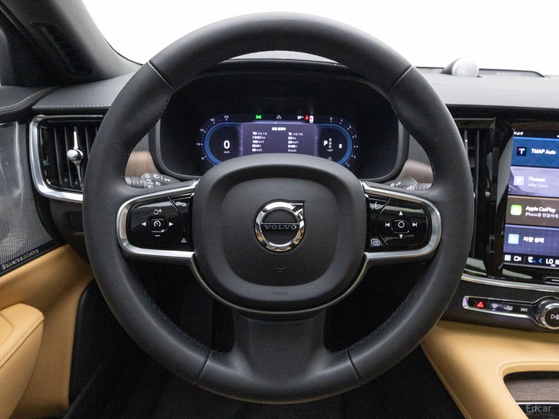 Volvo S90 превью 14