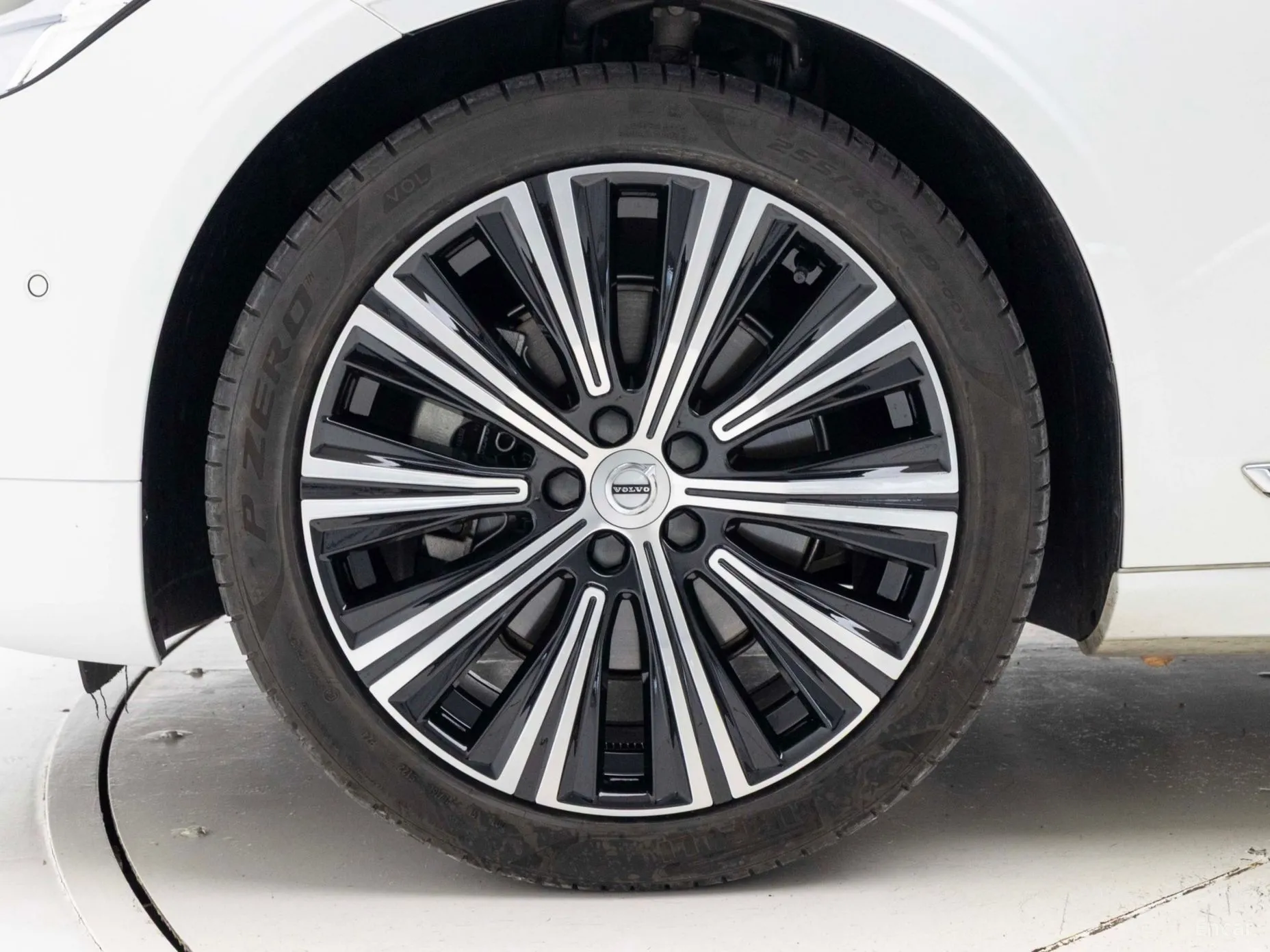 Volvo S90 превью 5