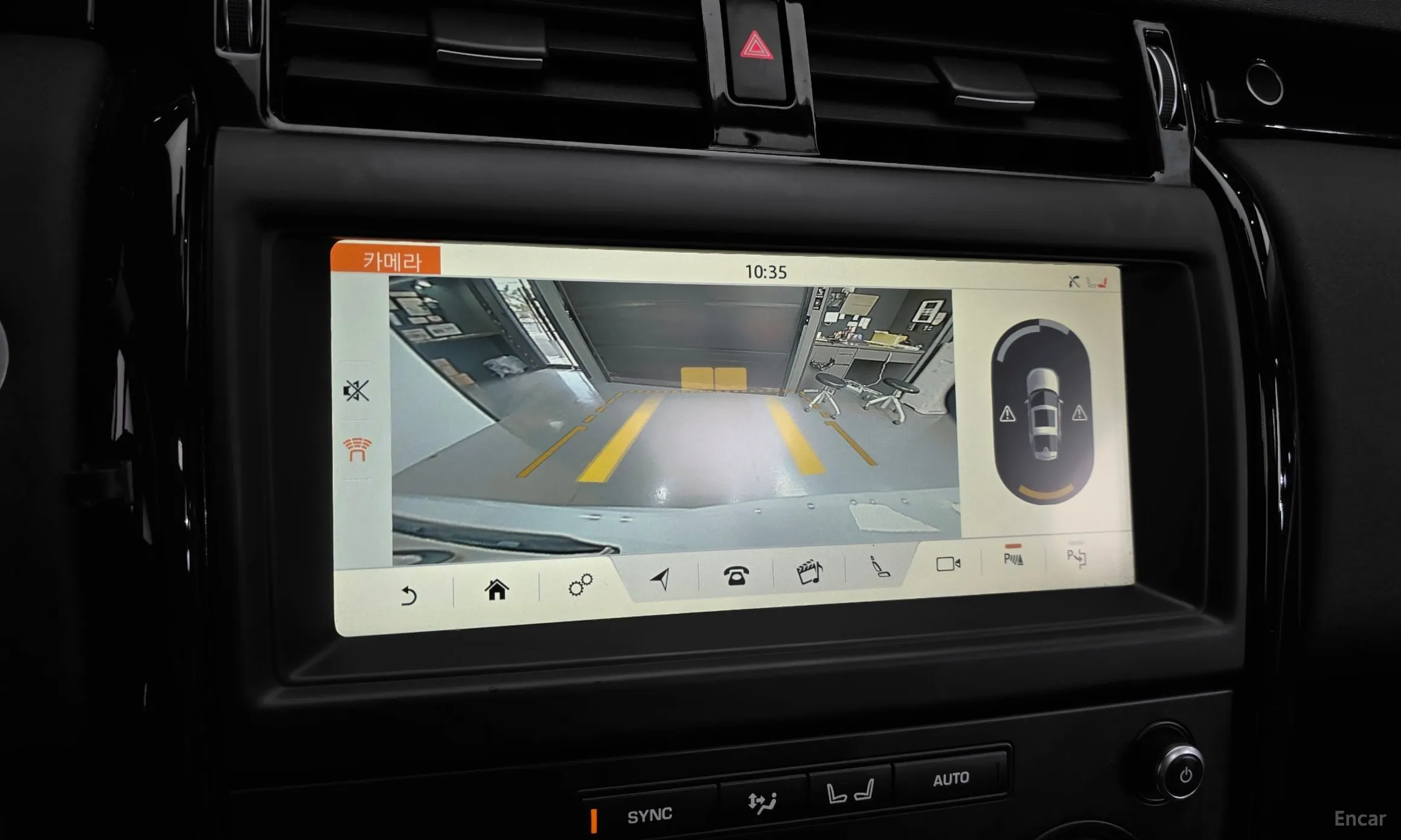 Land Rover Discovery 5 превью 14