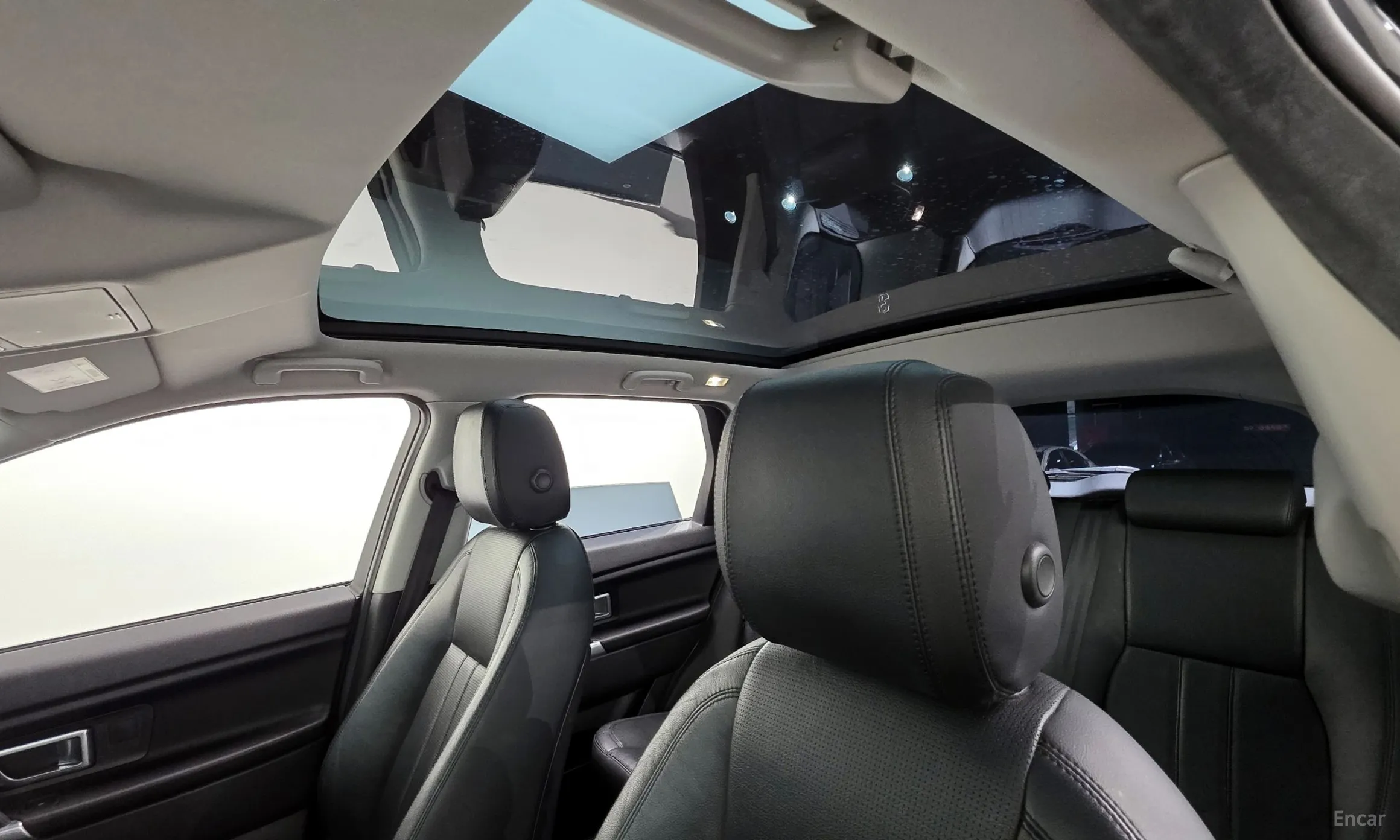 Land Rover Discovery Sports превью 18