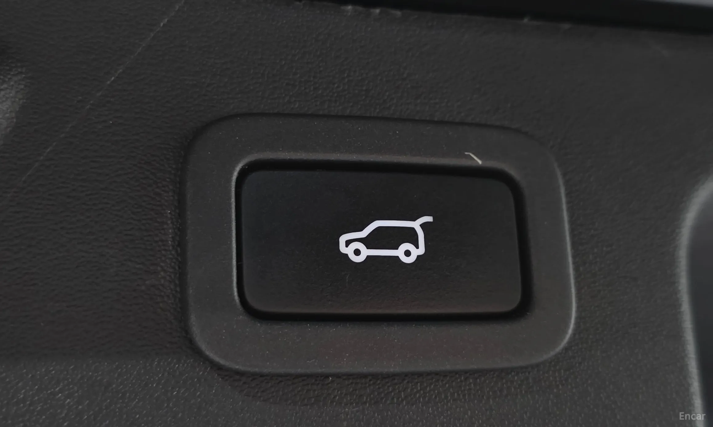Land Rover Discovery Sports превью 19