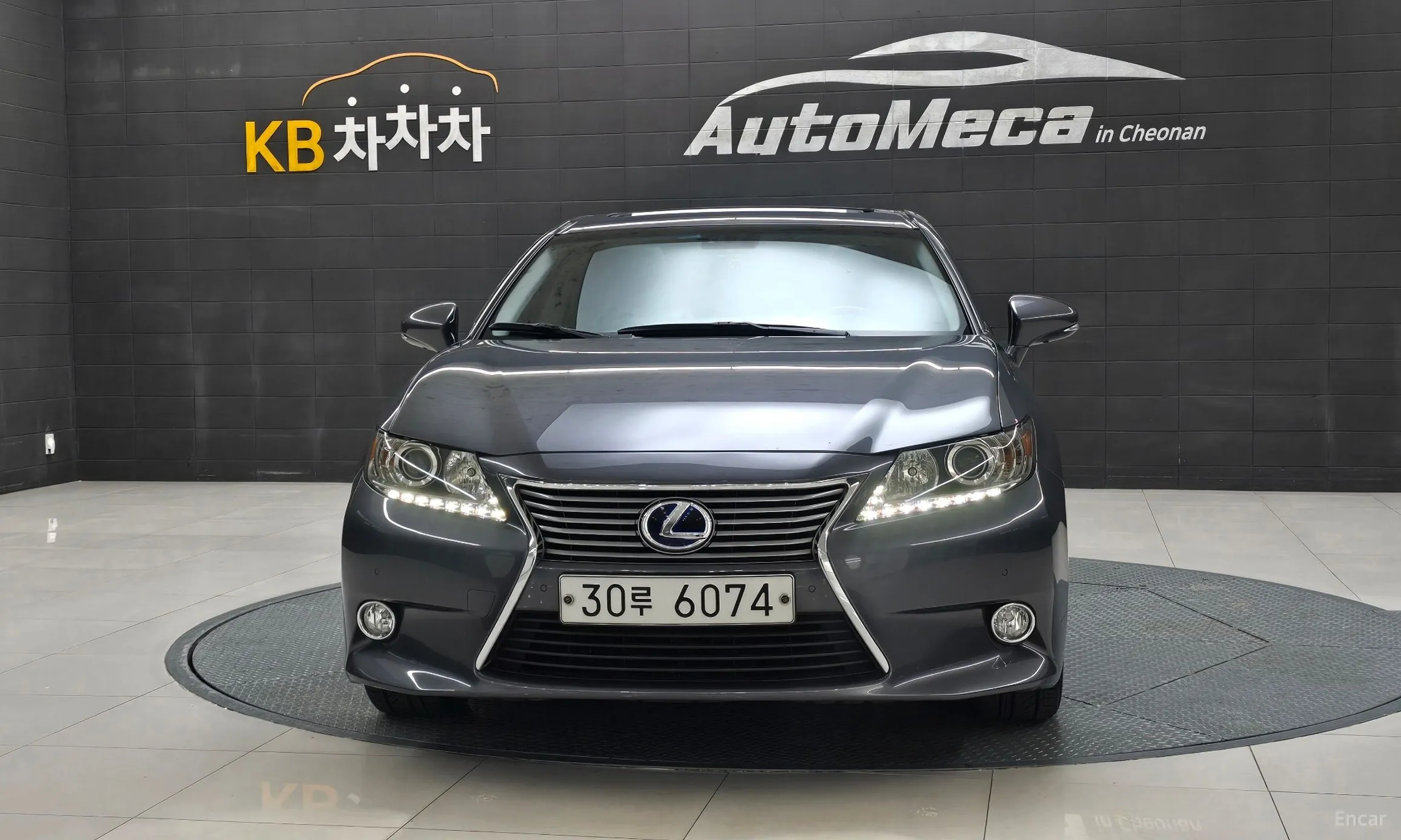 Lexus New ES300h превью 3