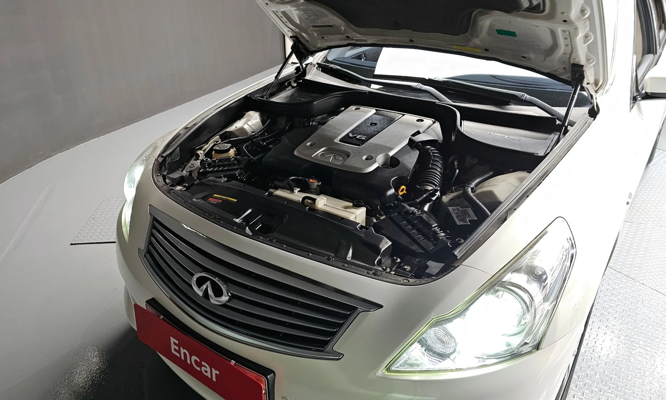 Infiniti G25 превью 6