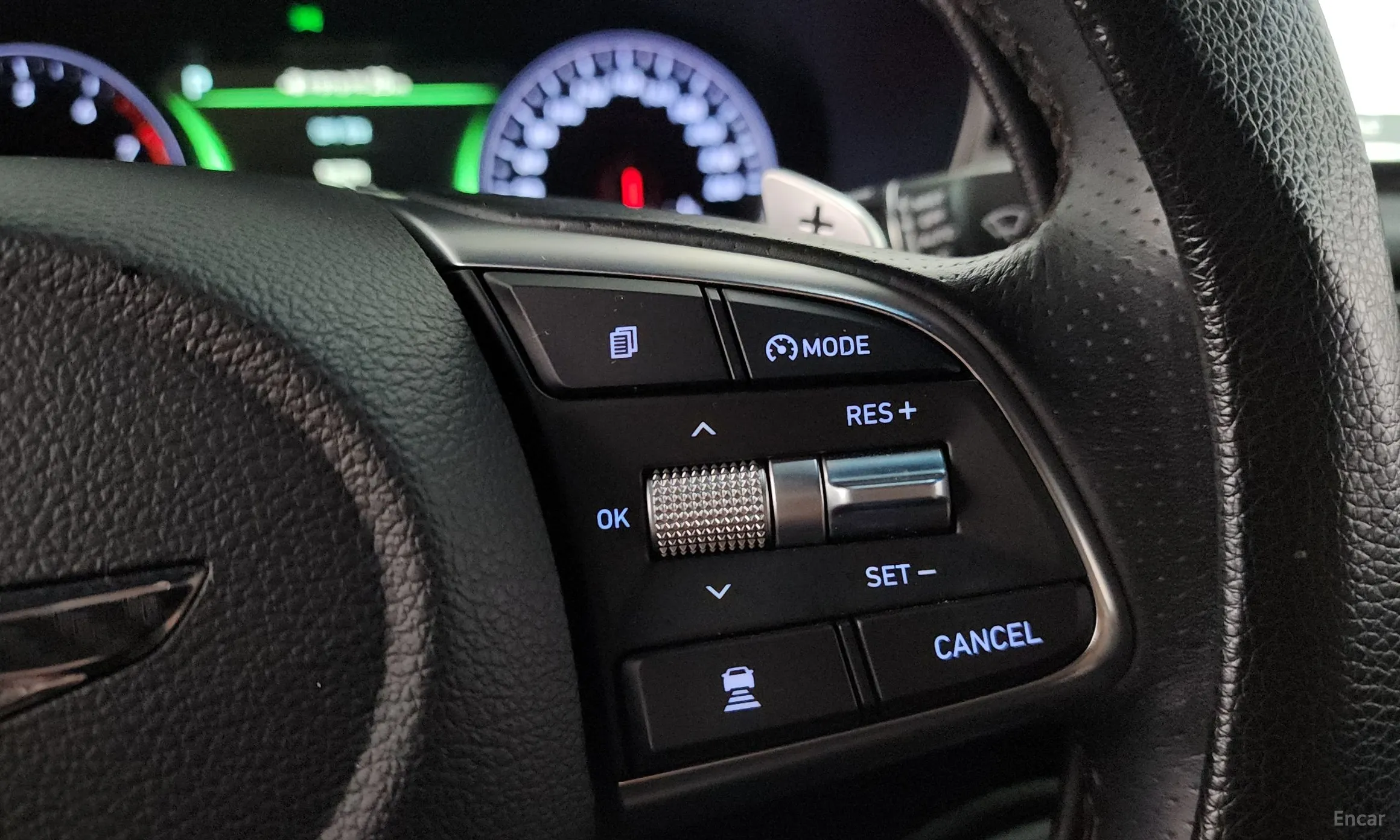 Genesis G70 превью 16