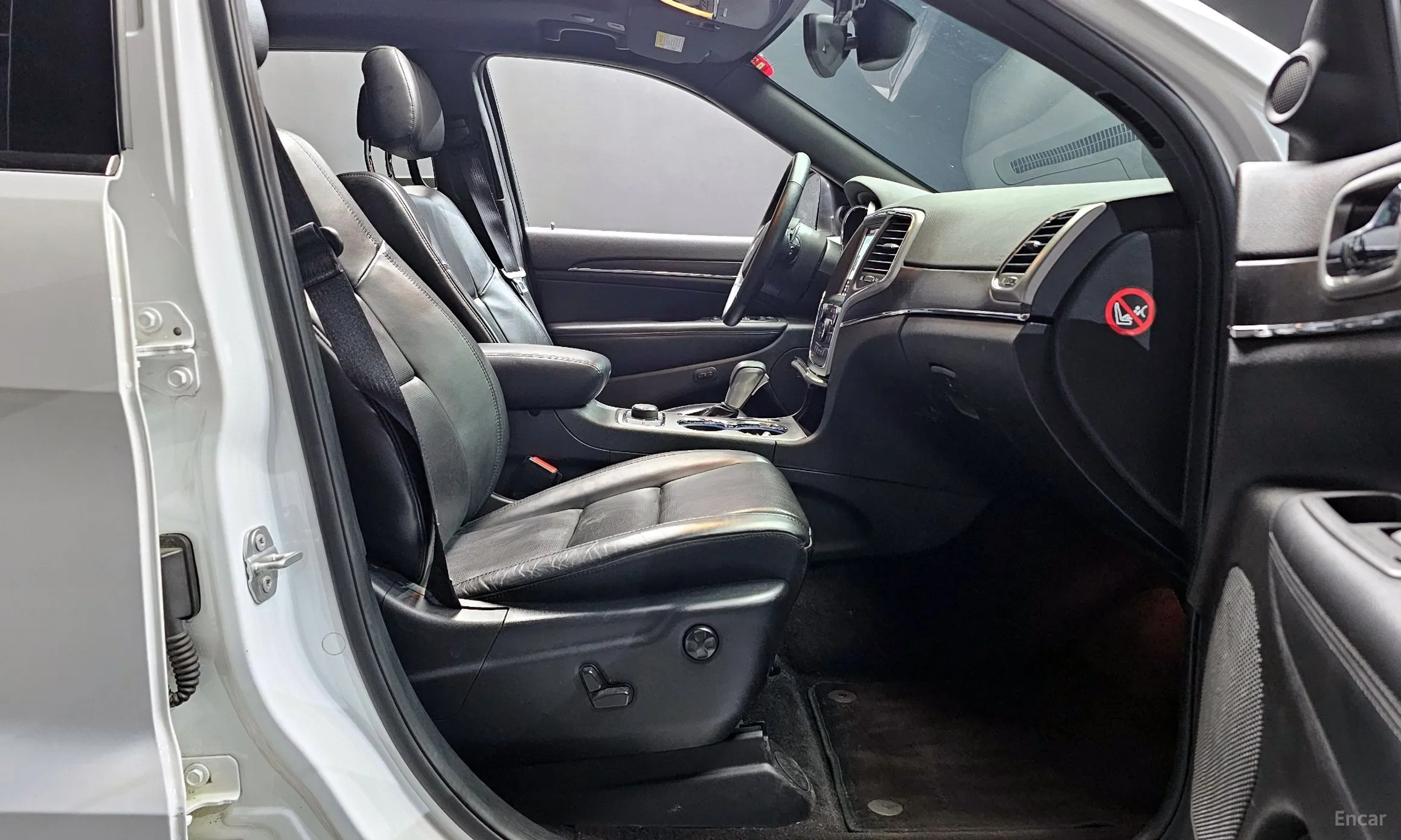 Jeep Grand Cherokee превью 11