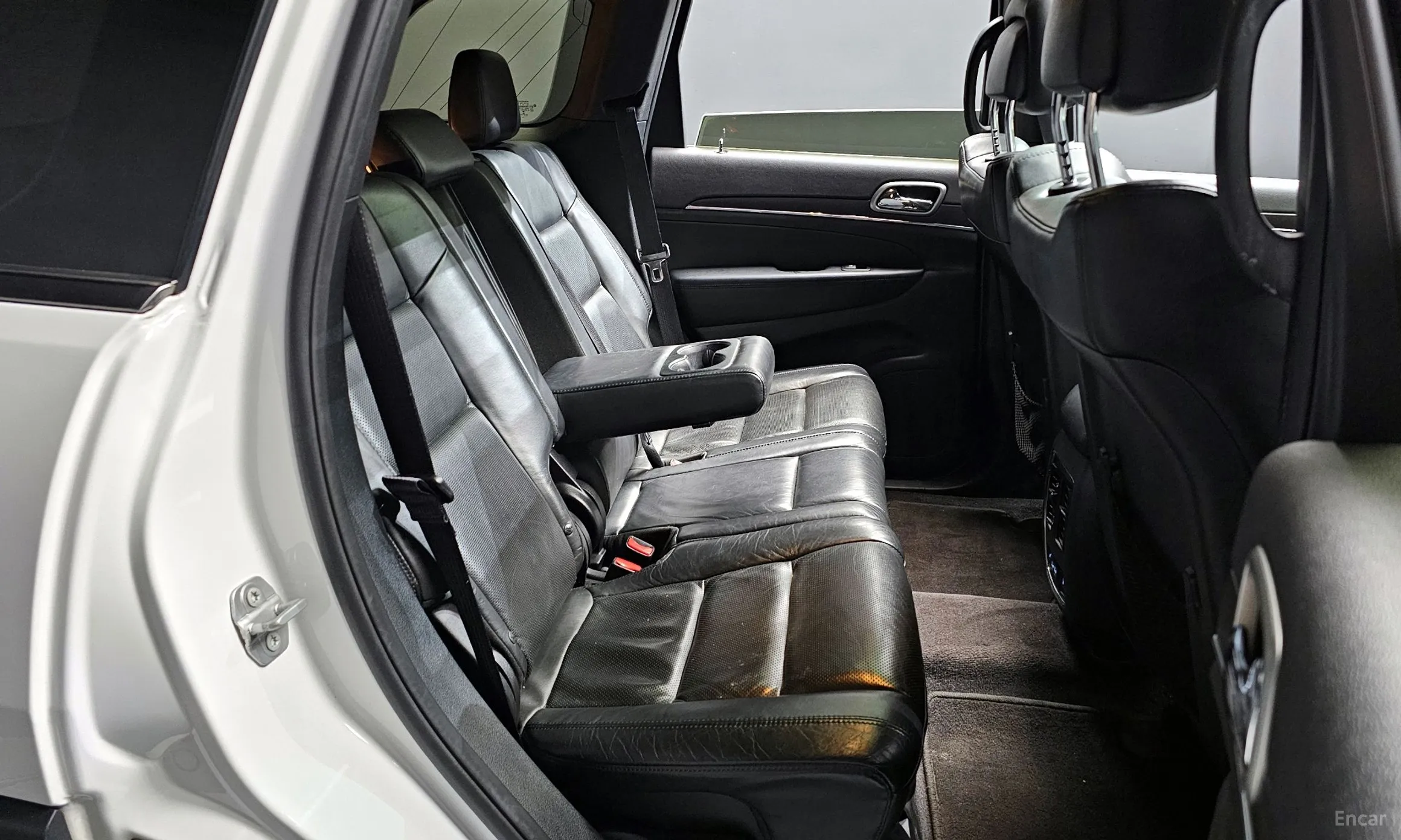 Jeep Grand Cherokee превью 12