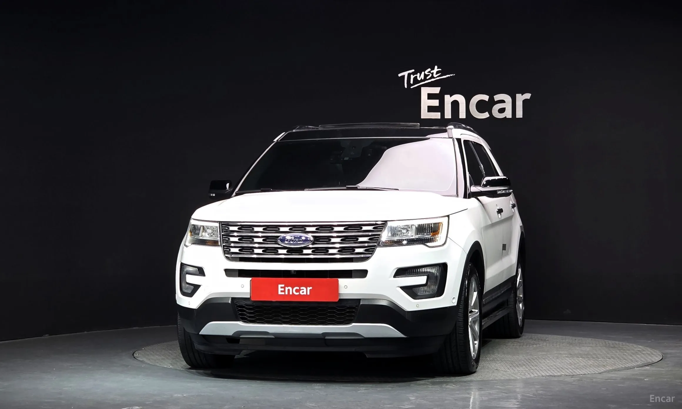 Ford Explorer превью 3