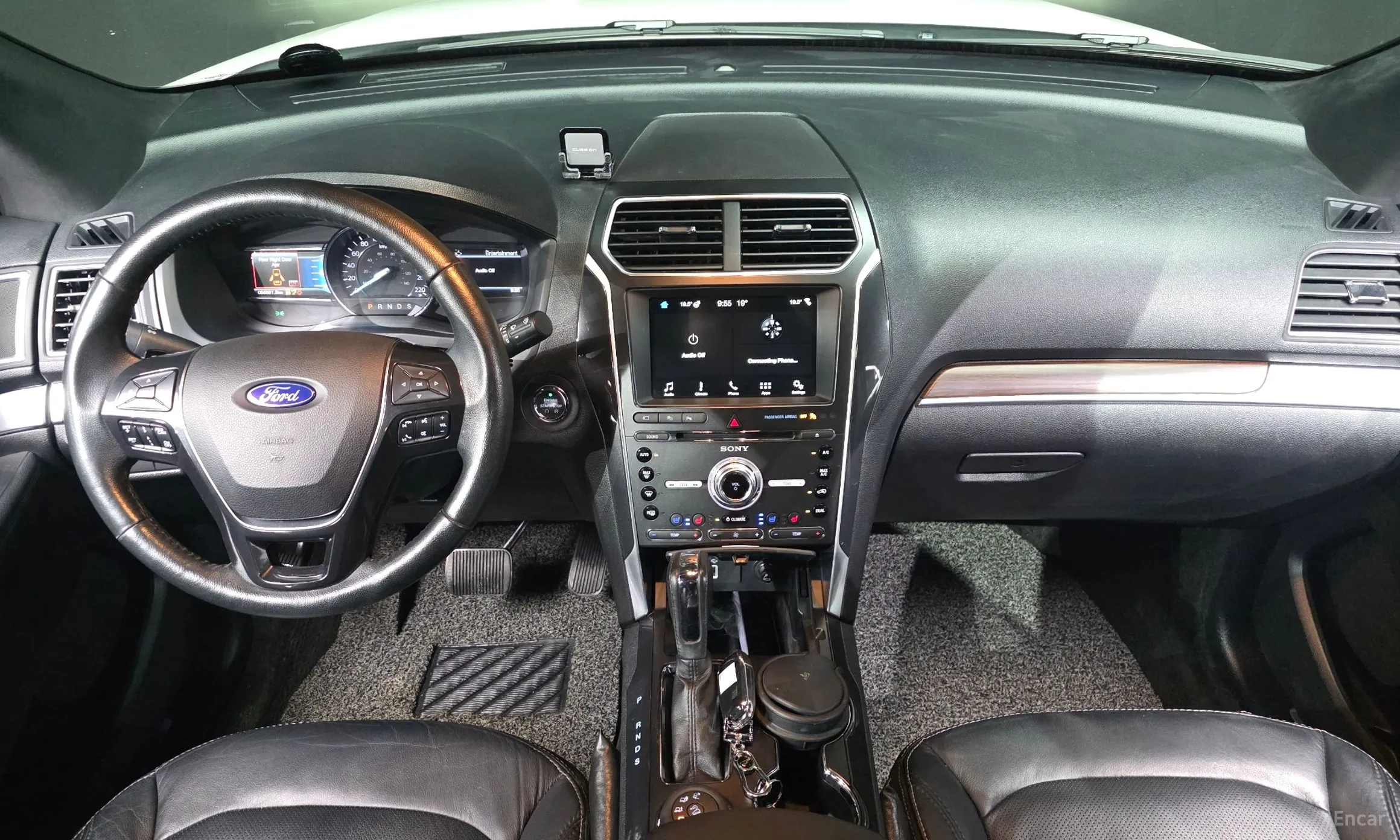 Ford Explorer превью 7