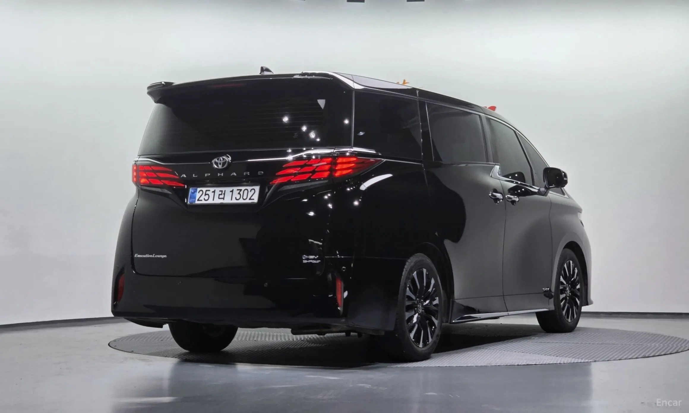Toyota Alphard 4th Generation превью 2
