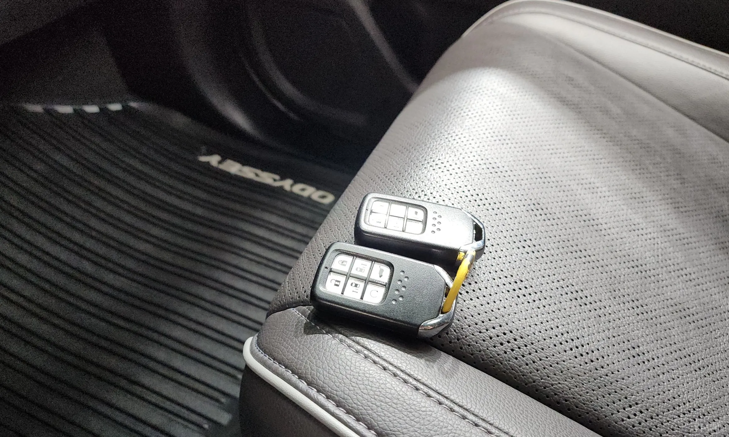 Honda Odyssey превью 15