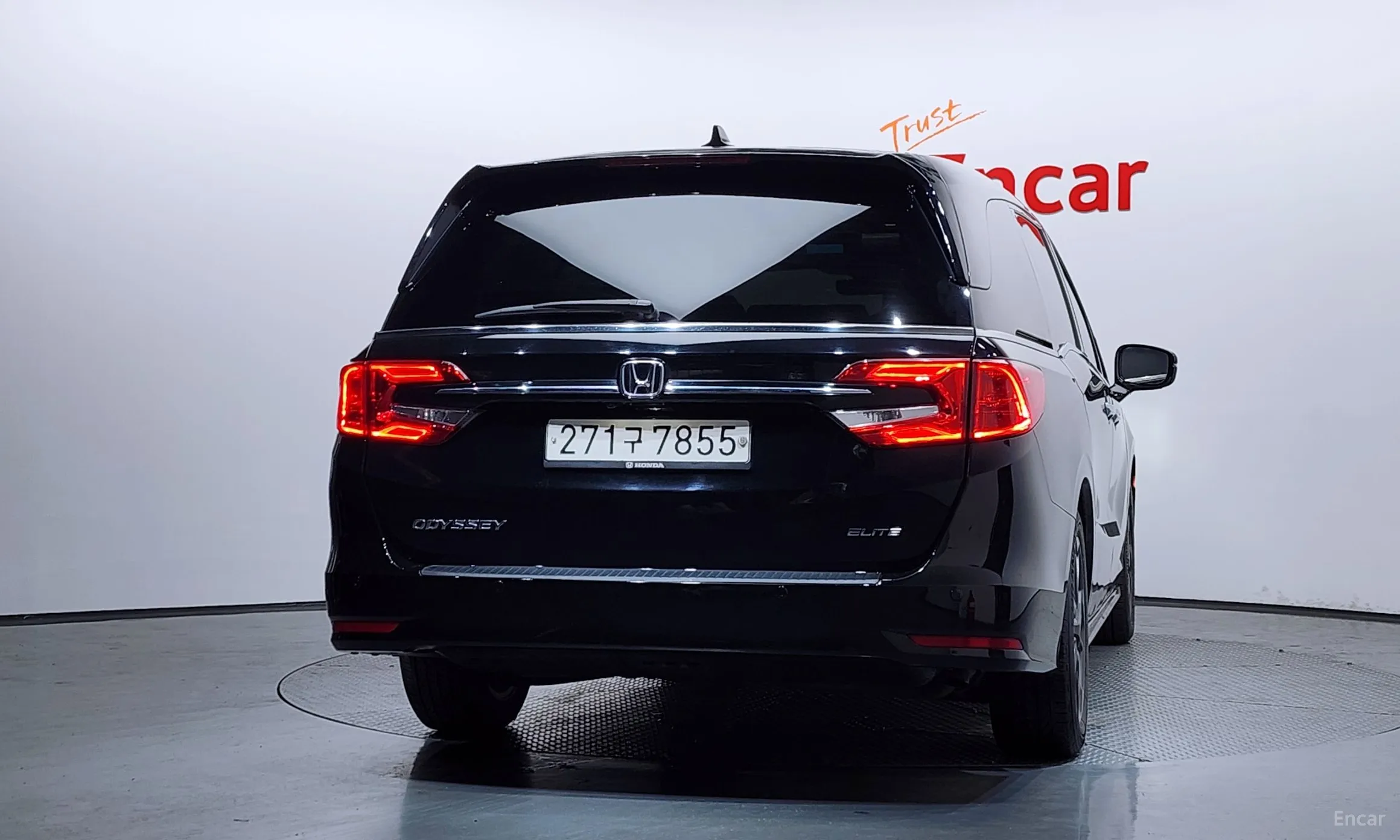 Honda Odyssey превью 4